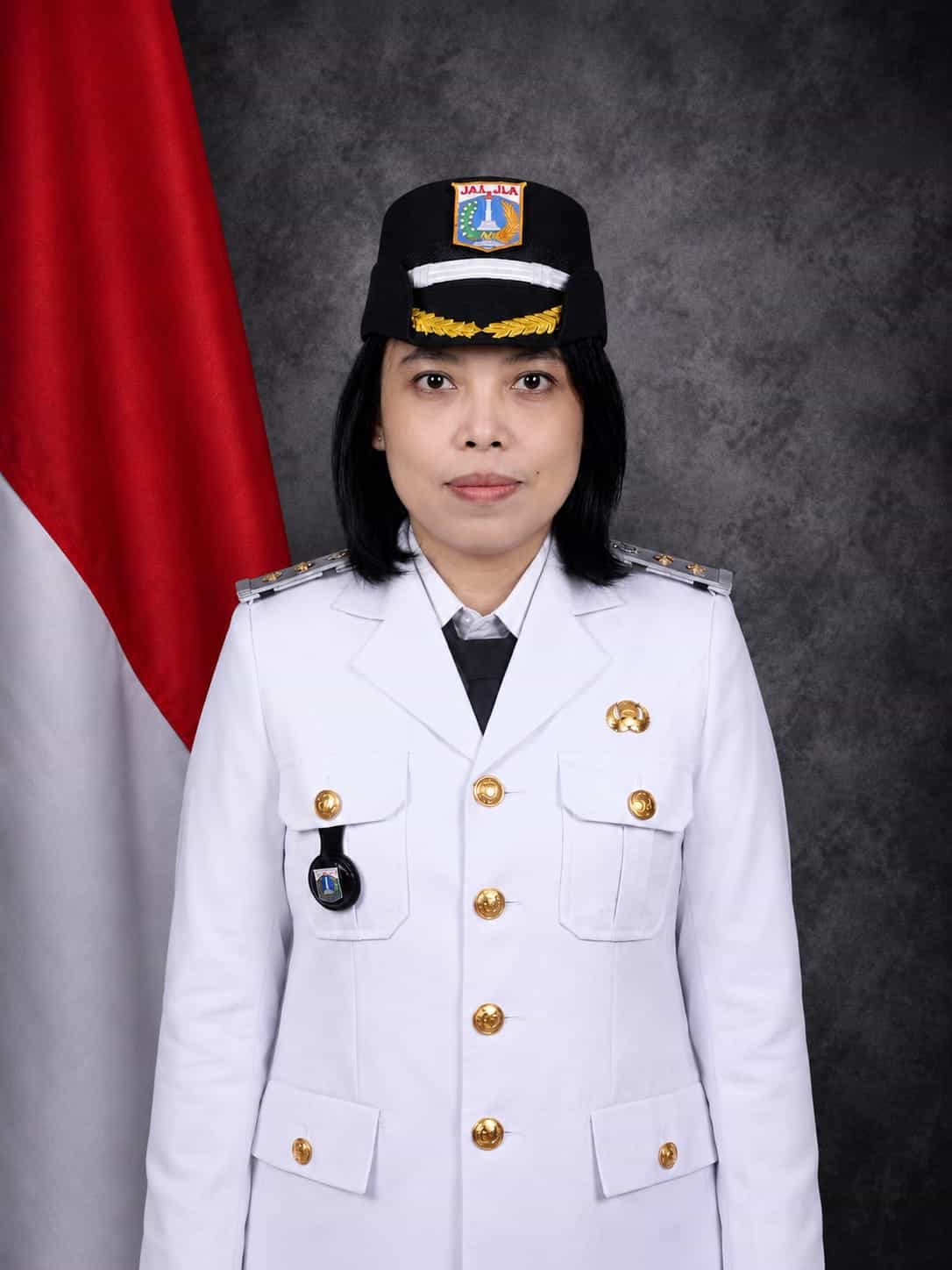 Ester Laura Kartini, ME