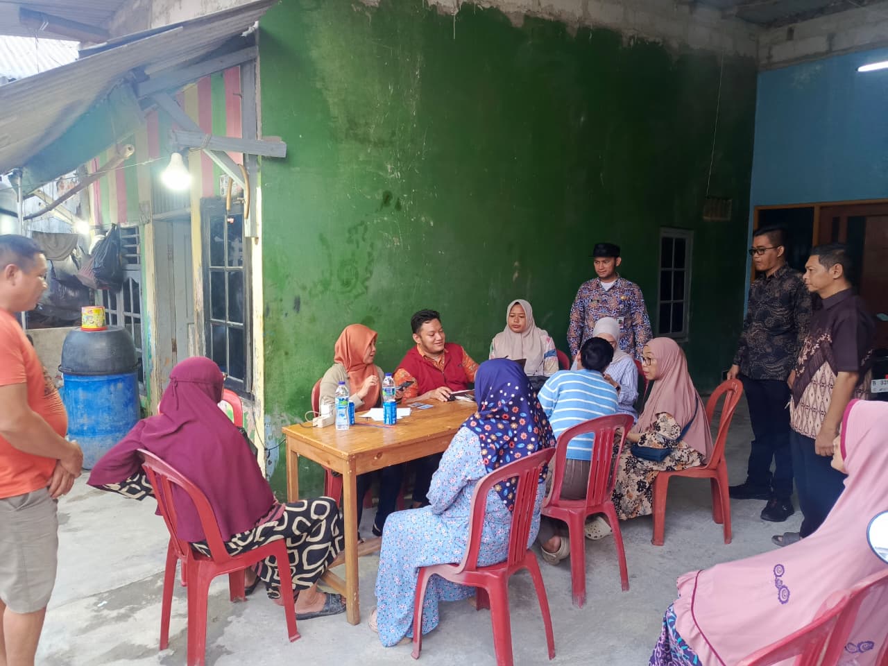 Lurah Kamal Muara Pastikan Infrastruktur dan Pelayanan Publik di RW 04 Terus Terpantau 3