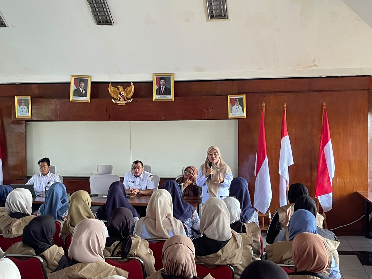 Percepat Administrasi Kader, Kelurahan Kamal Muara Matangkan Penandatanganan SPJ Dasawisma Agustus 2026 4