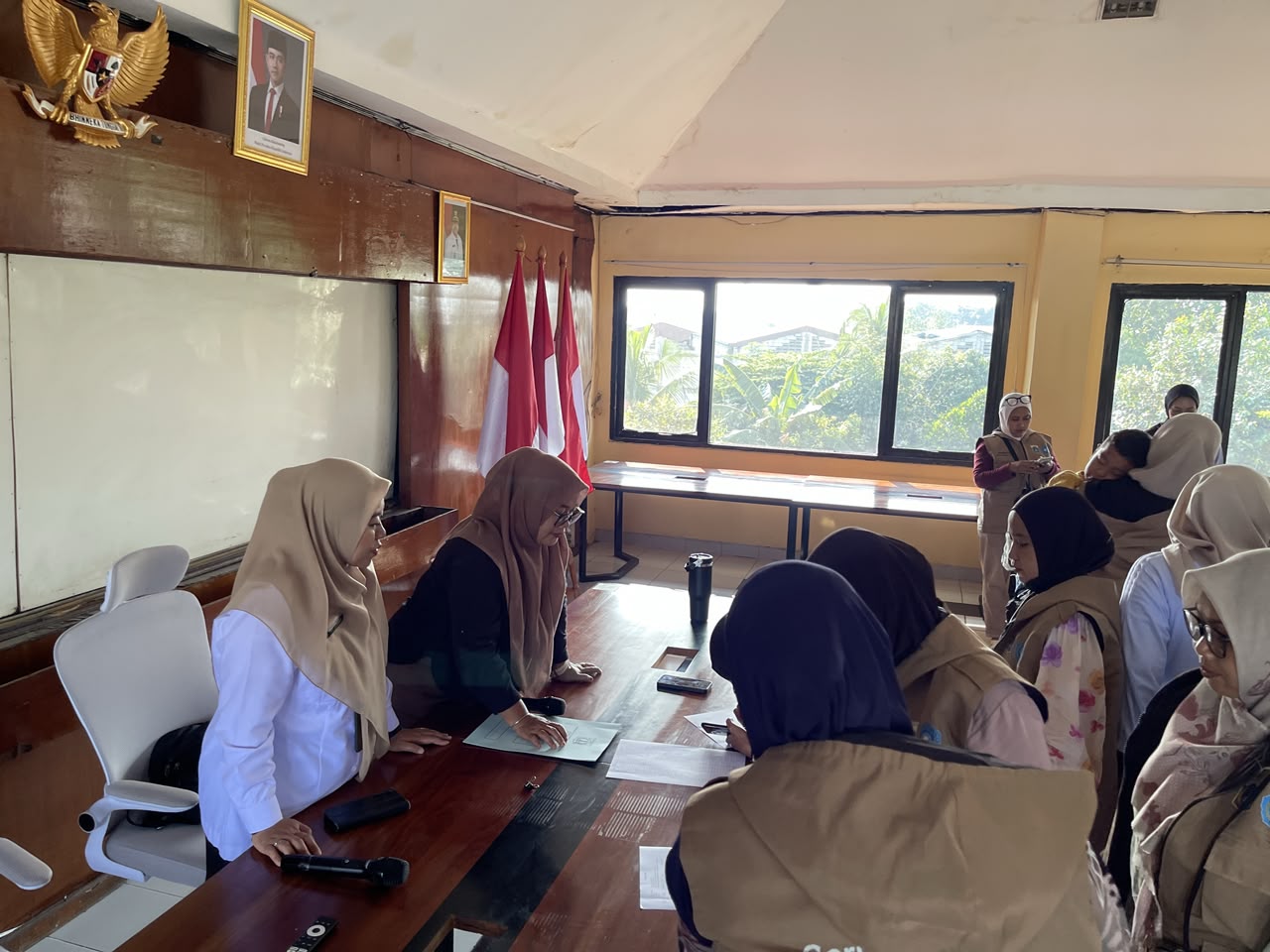 Percepat Administrasi Kader, Kelurahan Kamal Muara Matangkan Penandatanganan SPJ Dasawisma Agustus 2026 5