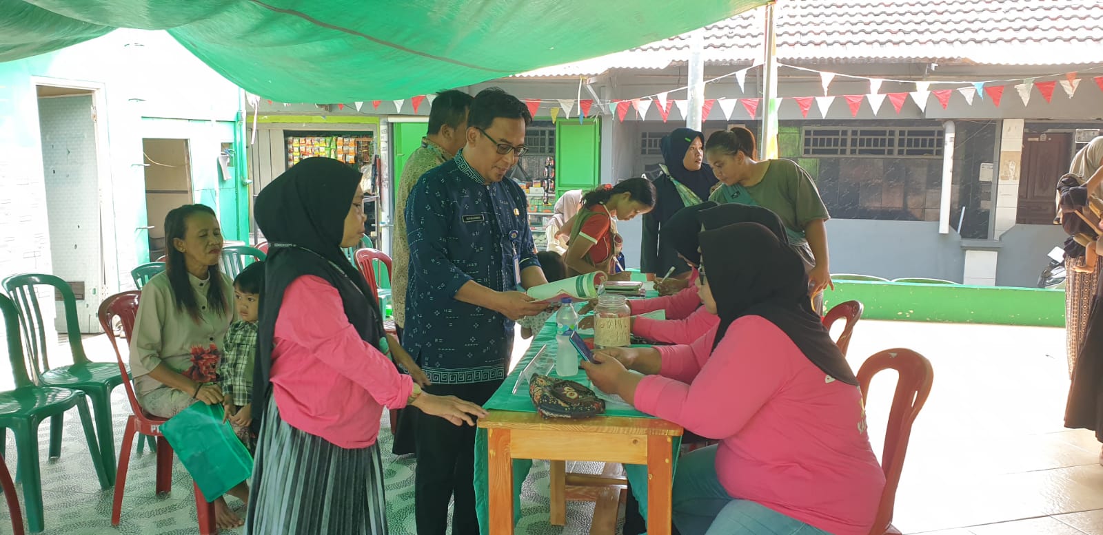 Monitoring Posyandu BAWAL 2 Perkuat Pelayanan Kesehatan Ibu dan Anak di RW 01 Kamal Muara 5