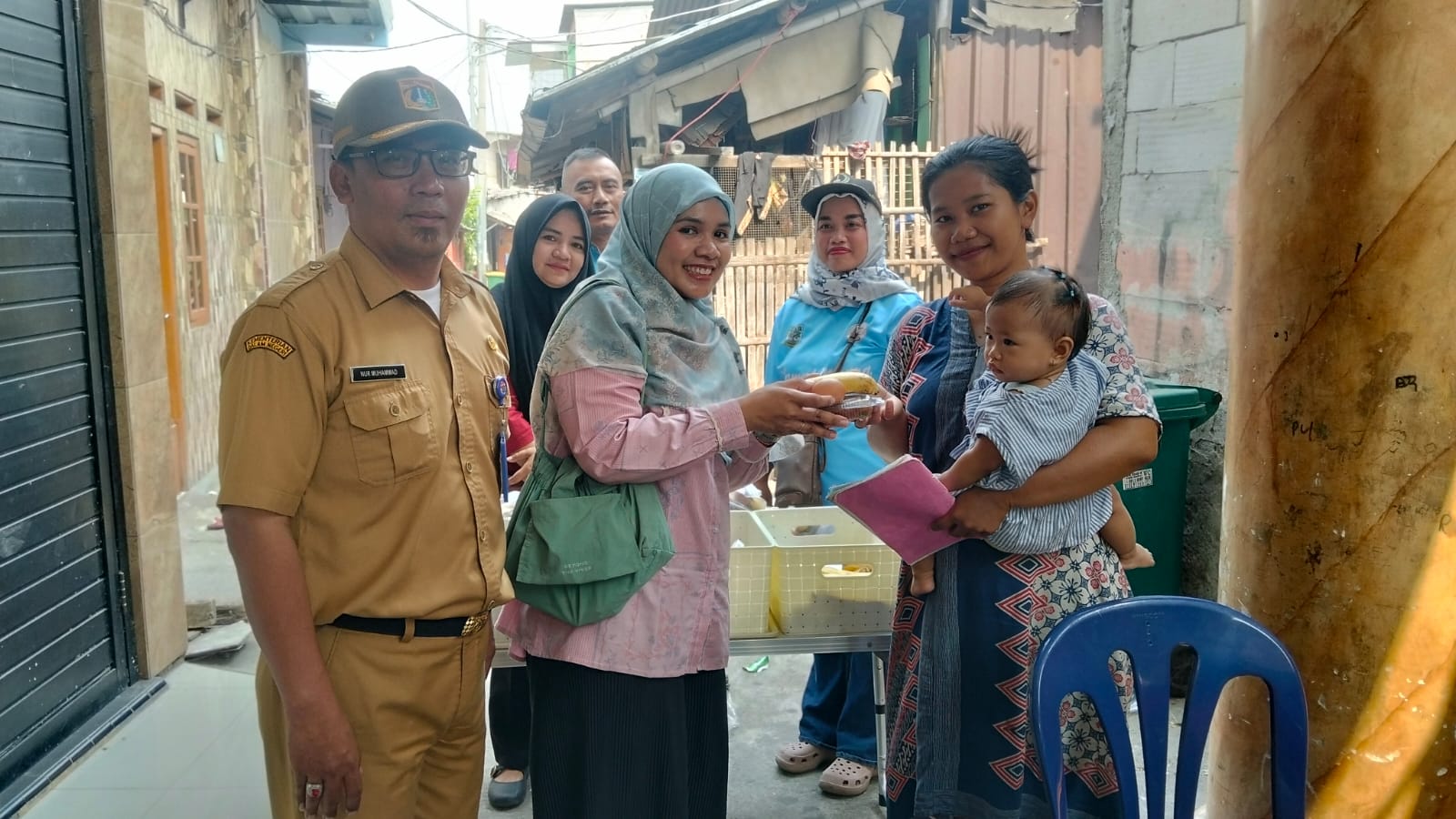 Perkuat Layanan Kesehatan Warga, TP PKK dan Kelurahan Kamal Muara Monitoring Posyandu BAWAL 3 di RW 01 5
