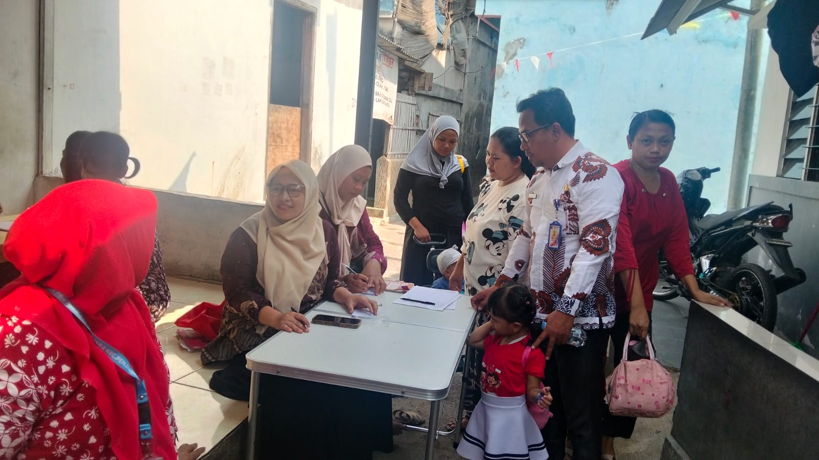 Perkuat Layanan Kesehatan Masyarakat, Kelurahan Kamal Muara Monitoring Posyandu BAWAL 1 di RW 01 3