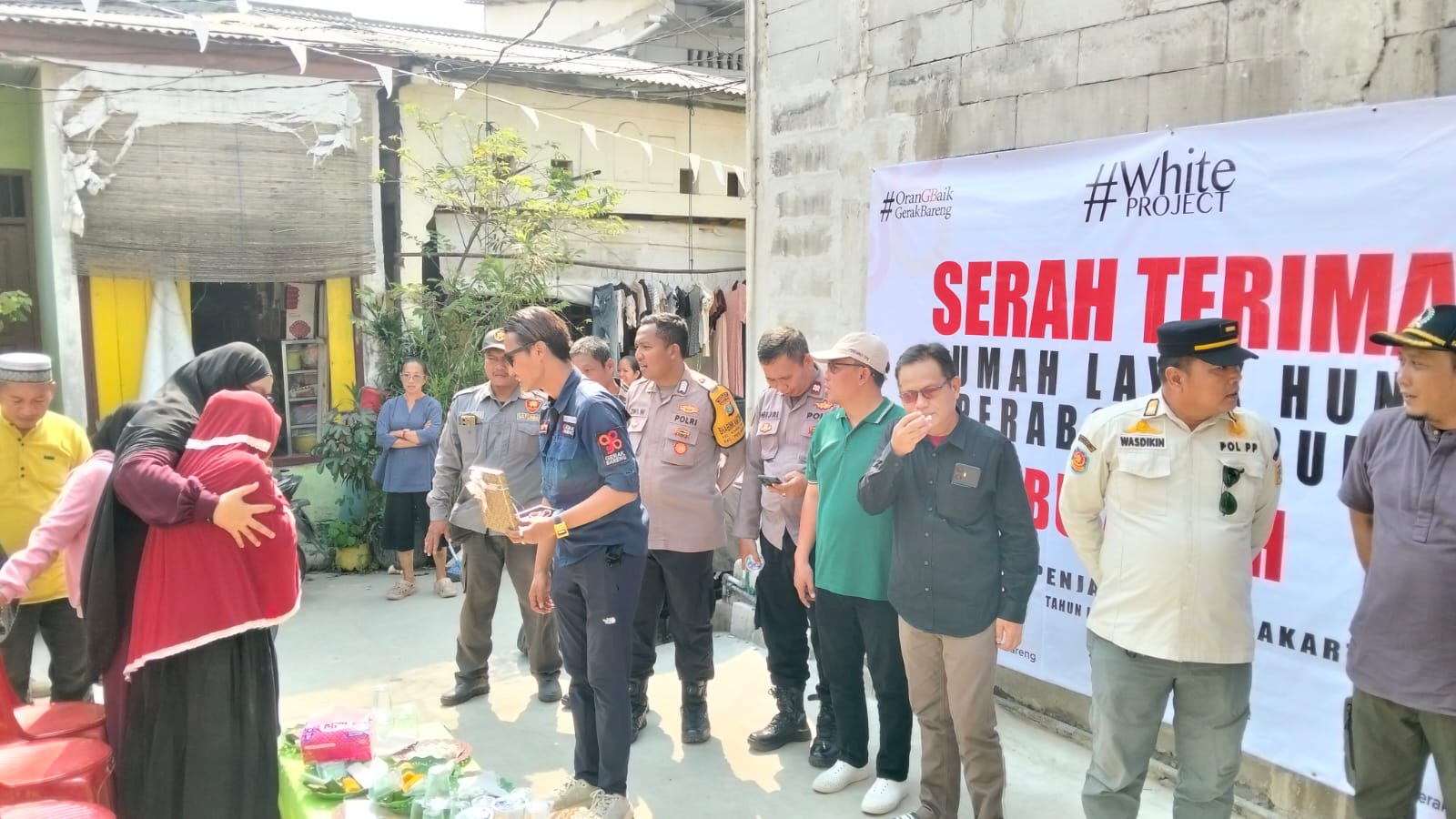 Kolaborasi Kebaikan Hadirkan Rumah Layak Huni bagi Warga Kamal Muara ,Yayasan Gerak Bareng Serahkan Rumah dan Perabotan Rumah Tangga kepada Ibu Asiah di RT 06/RW 04 1