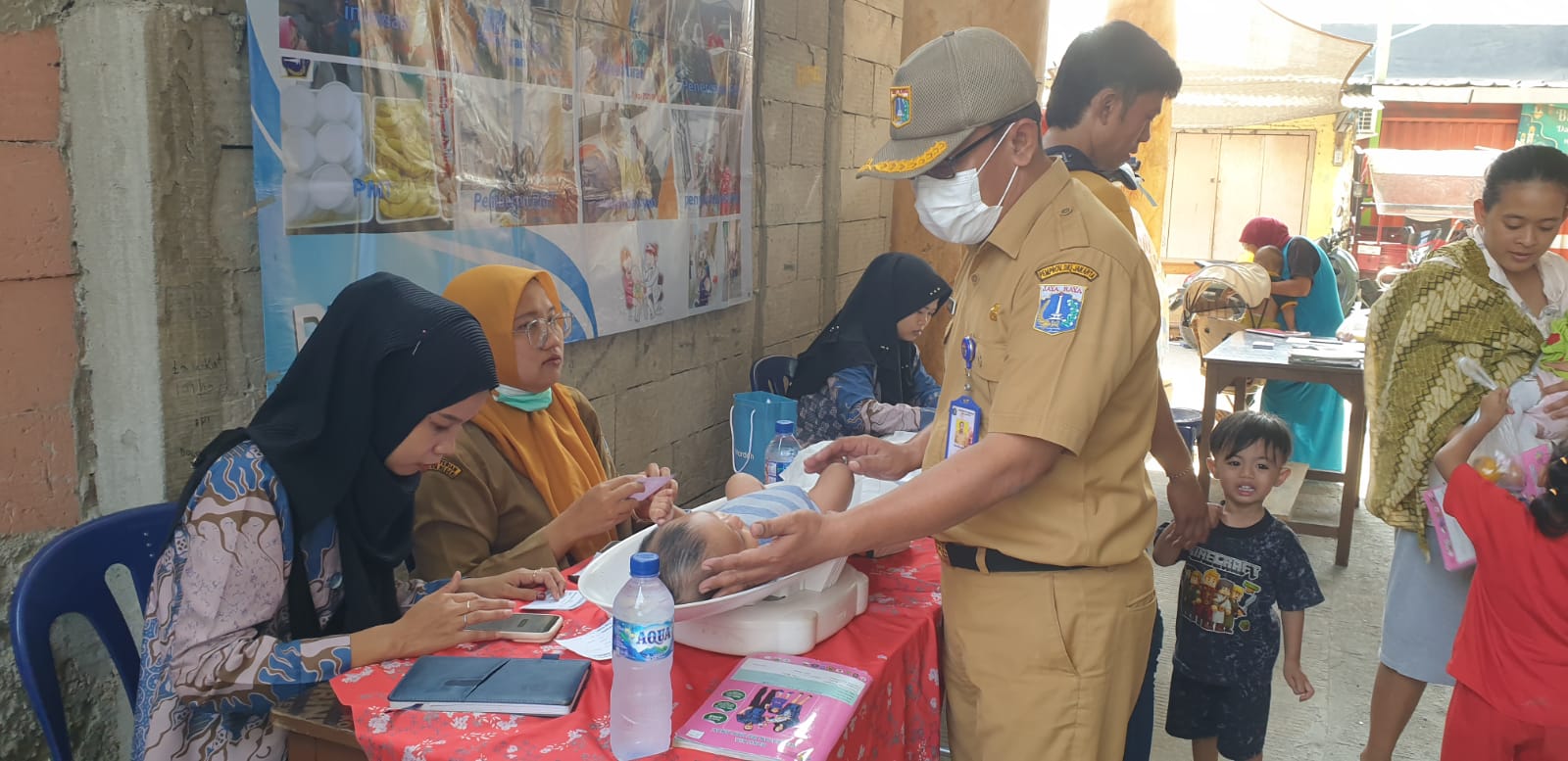 Kelurahan Kamal Muara Monitoring Posyandu BAWAL 2, Perkuat Perhatian terhadap Tumbuh Kembang Anak 1