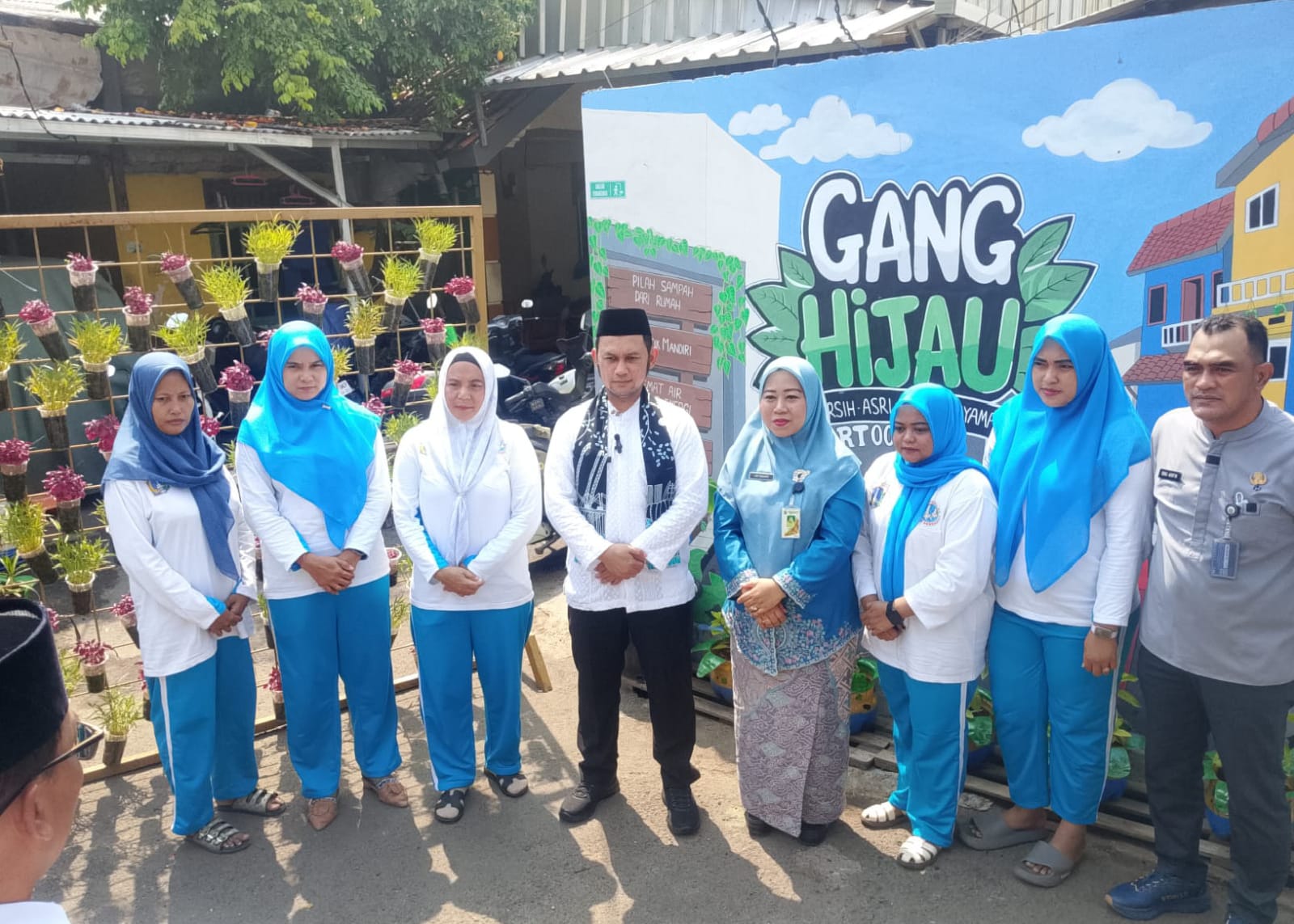 Kolaborasi Lintas Sektor Perkuat PSN dan Jumantik di RT 04/RW 02 Kamal Muara 5