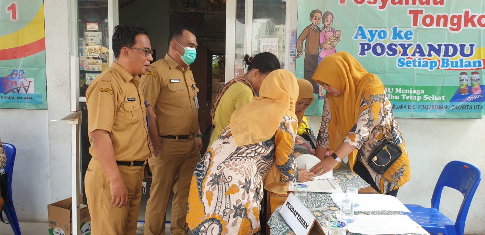 Posyandu Tongkol 1 dan Tongkol 2 di Kamal Muara Terus Diperkuat melalui Monitoring Layanan Kesehatan Masyarakat 1
