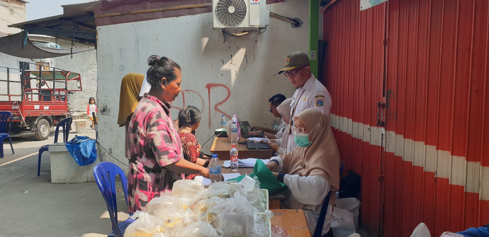 Kelurahan Kamal Muara Perkuat Pemantauan TBC Terintegrasi CKG dengan Dukungan Portable X-Ray 1