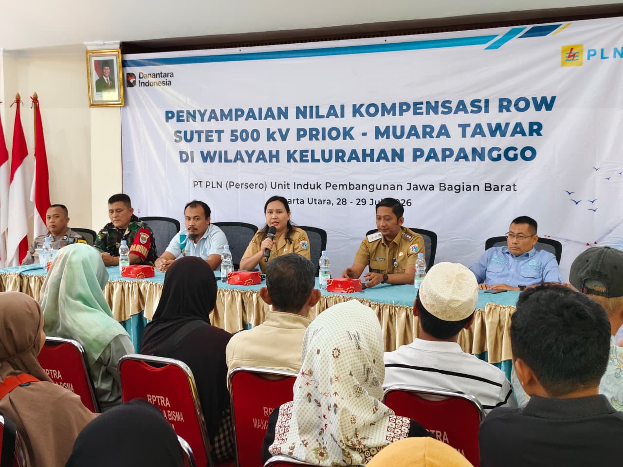 Penyampaian Nilai Kompensasi ROW SUTET 500 kV Priok–Muara Tawar kepada Warga RW 007 dan RW 008 Kelurahan Papanggo 1