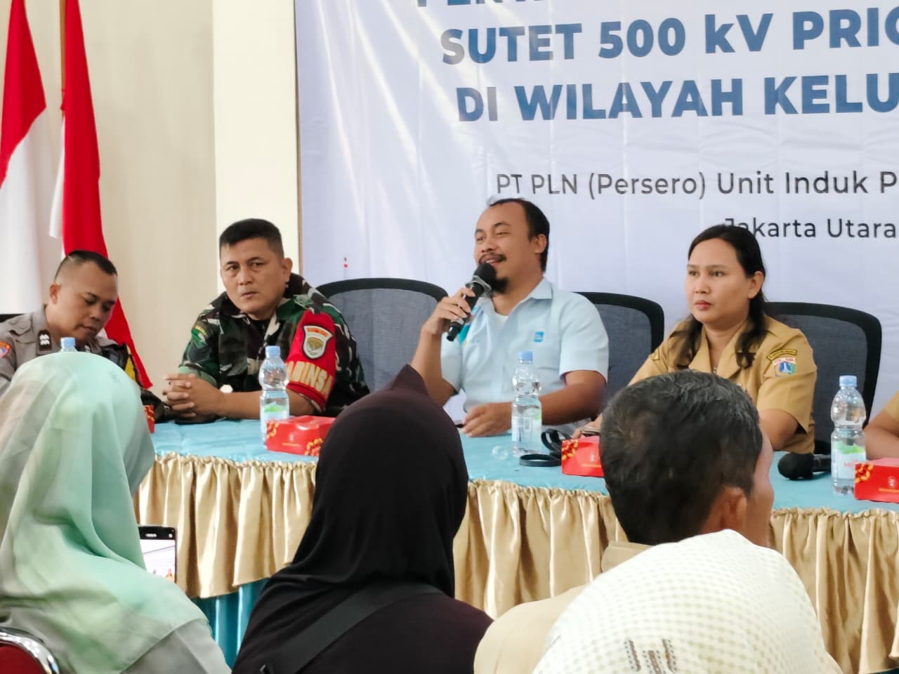 Penyampaian Nilai Kompensasi ROW SUTET 500 kV Priok–Muara Tawar kepada Warga RW 007 dan RW 008 Kelurahan Papanggo 2