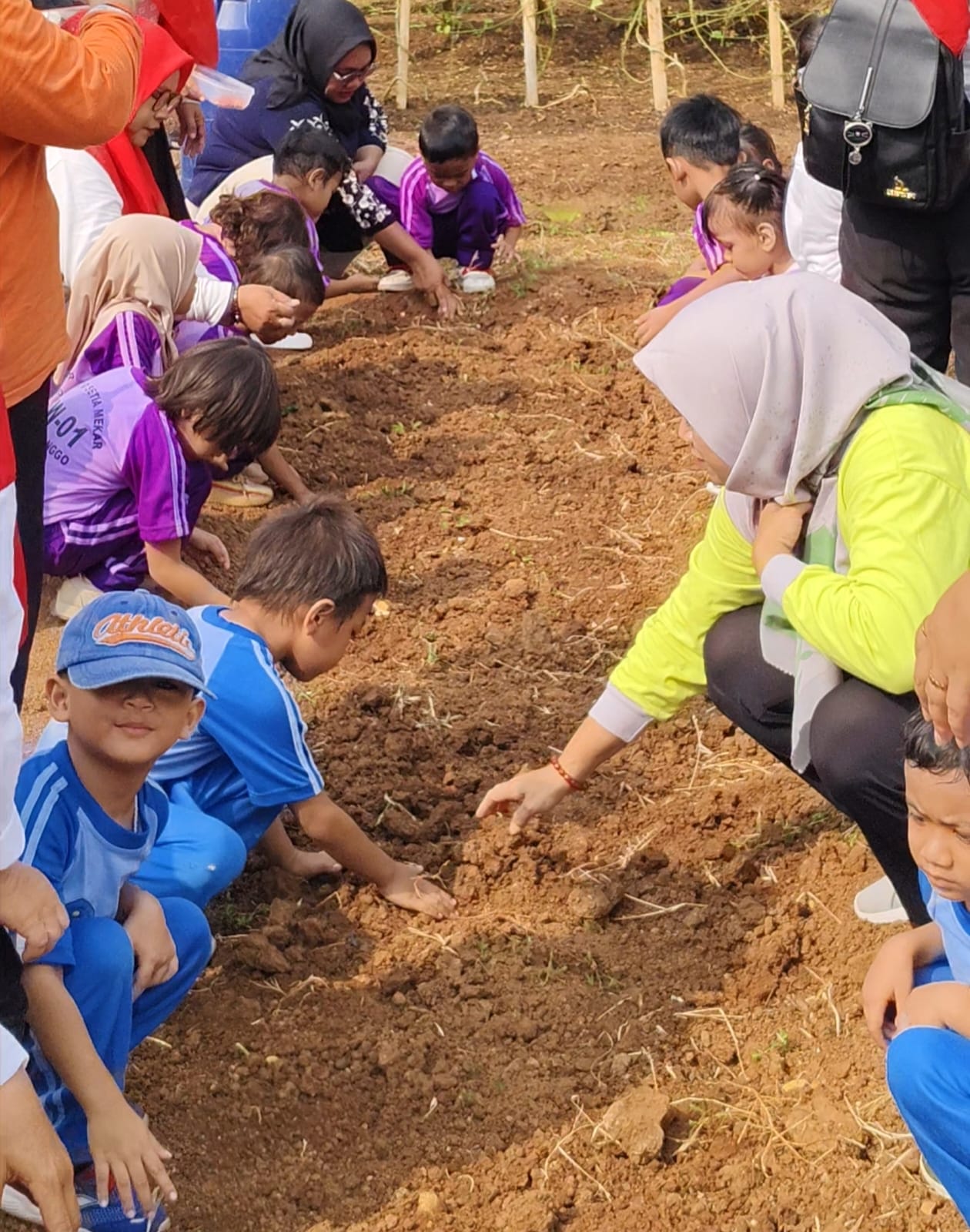 Kunjungan BKB PAUD di RPTRA Manggala Bisma Perkuat Sinergi dalam Mendukung Tumbuh Kembang Anak Usia Dini 3