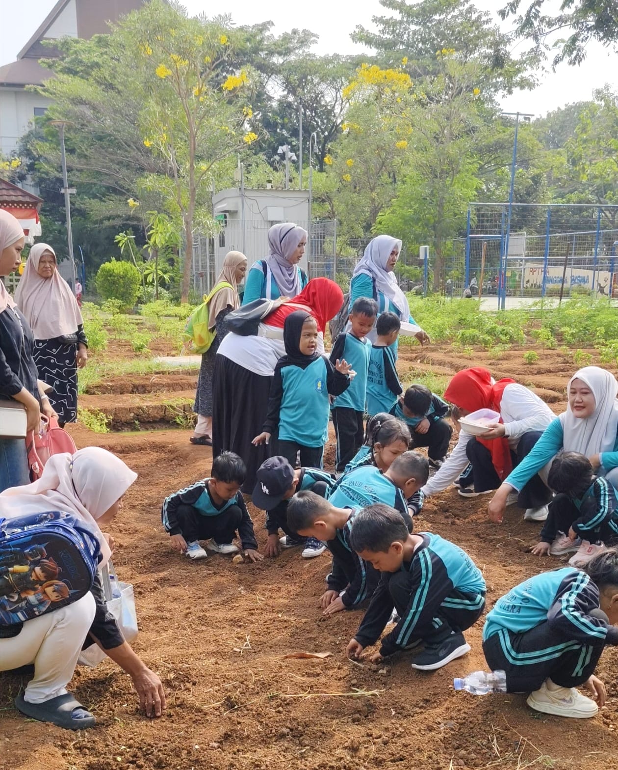 Kunjungan BKB PAUD di RPTRA Manggala Bisma Perkuat Sinergi dalam Mendukung Tumbuh Kembang Anak Usia Dini 2