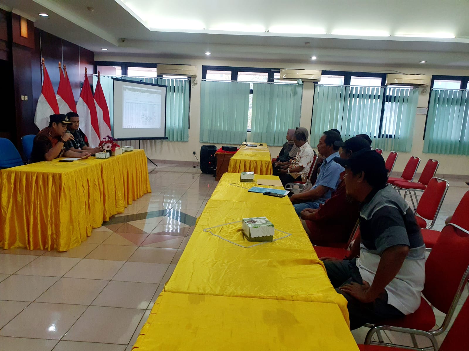 Sosialisasi/penyampaian informasi residu PTSL Kelurahan Sunter Agung 3