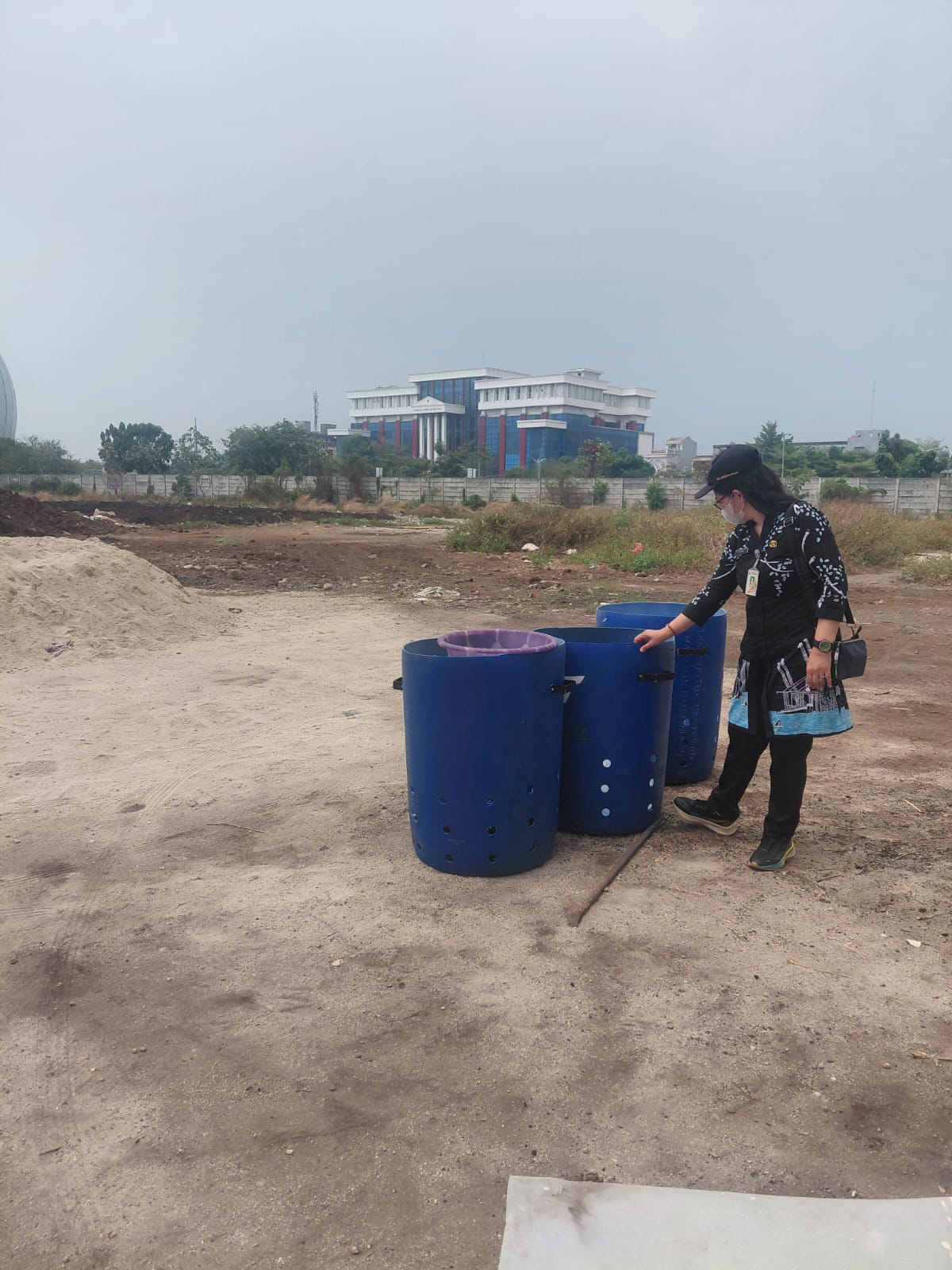 Monitoring progres pembangunan Unit Pengolahan Sampah Organik (UPSO) Kelurahan Sunter Agung 1