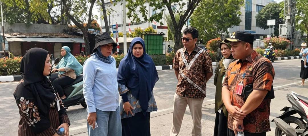 Peninjauan lokasi penataan taman jalur hijau dan jogging track 4