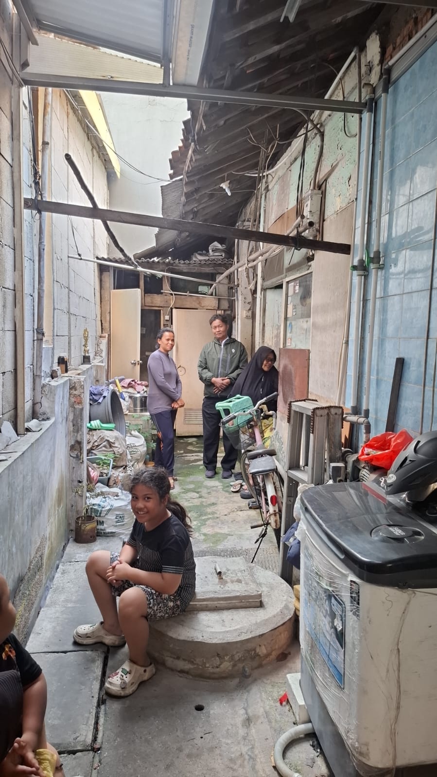 verifikasi lapangan permohonan bedah rumah warga RW 004 kel sunter agung 2
