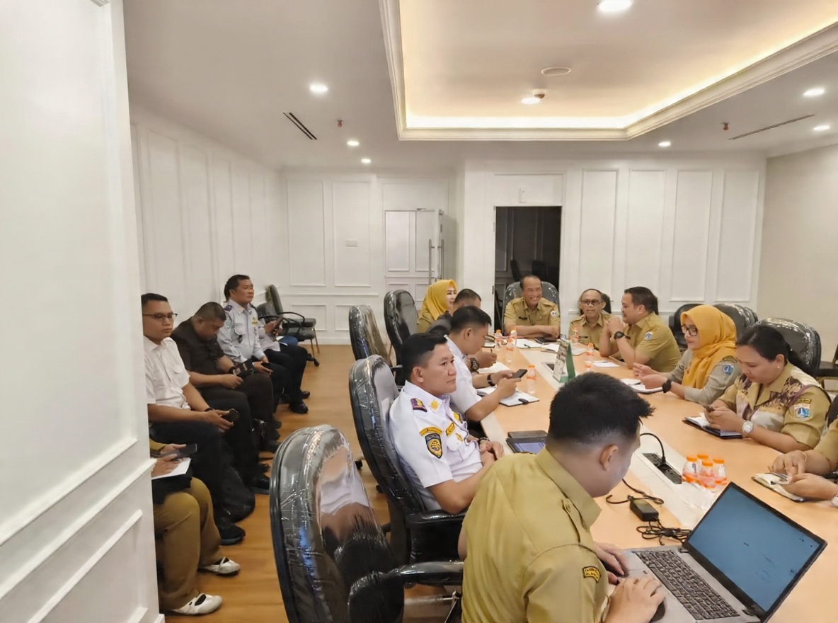 Rapat Tindak lanjut pengaduan Masy terkait PKL dan parkir liar di sekitar pasar Sunter Podomoro 1