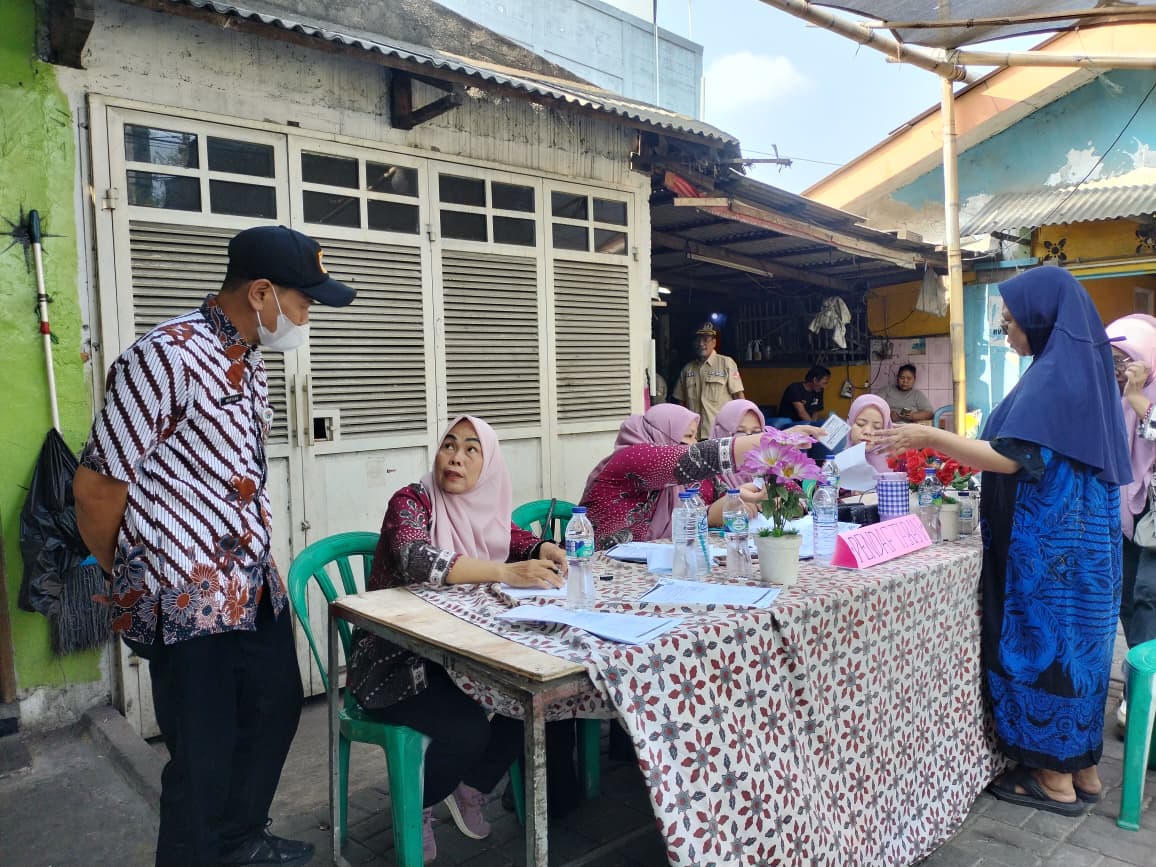 Kegiatan Pemeriksaan Tuberkulosis (TB) dan HIV oleh BBKK dan Pustu Kelurahan Tanjung Priok 1