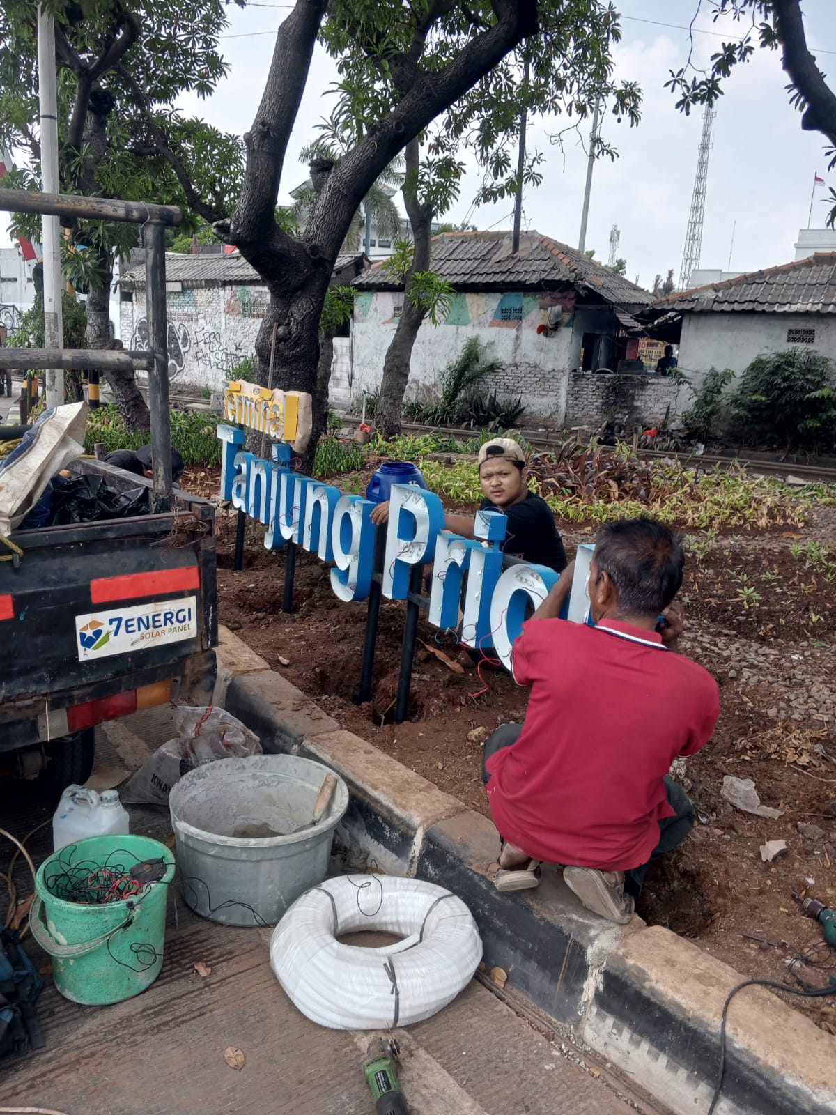 Pemasangan Signage "Terminal Tanjung Priok" Perkuat Identitas Kawasan dan Wujudkan Penataan Lingkungan yang Lebih Representatif 1