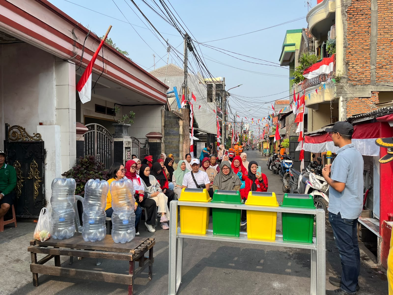 Kerja Bakti di Lingkungan RW.010 Kelurahan Tanjung Priok & Sosialisasi Pemilahan Sampah 5