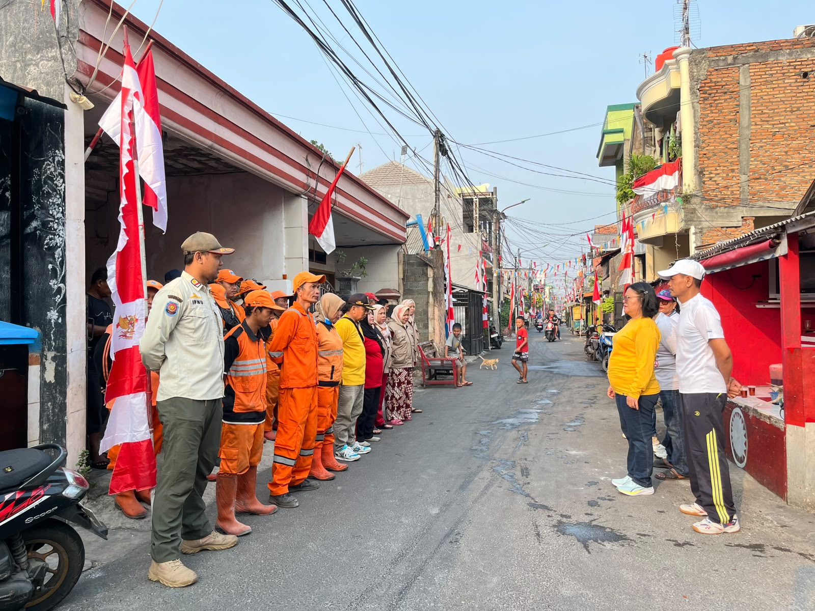 Kerja Bakti di Lingkungan RW.010 Kelurahan Tanjung Priok & Sosialisasi Pemilahan Sampah 4
