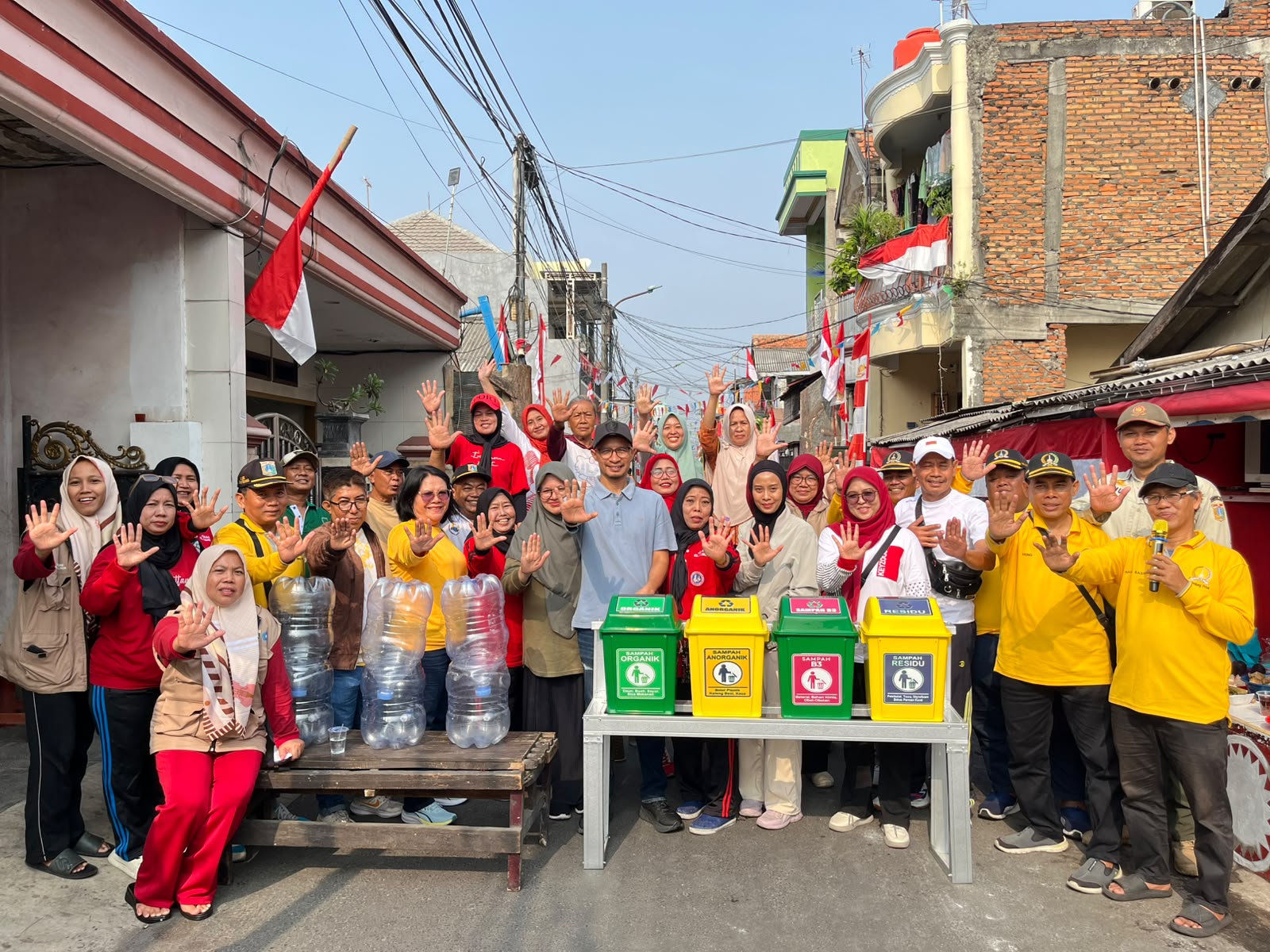 Kerja Bakti di Lingkungan RW.010 Kelurahan Tanjung Priok & Sosialisasi Pemilahan Sampah 6