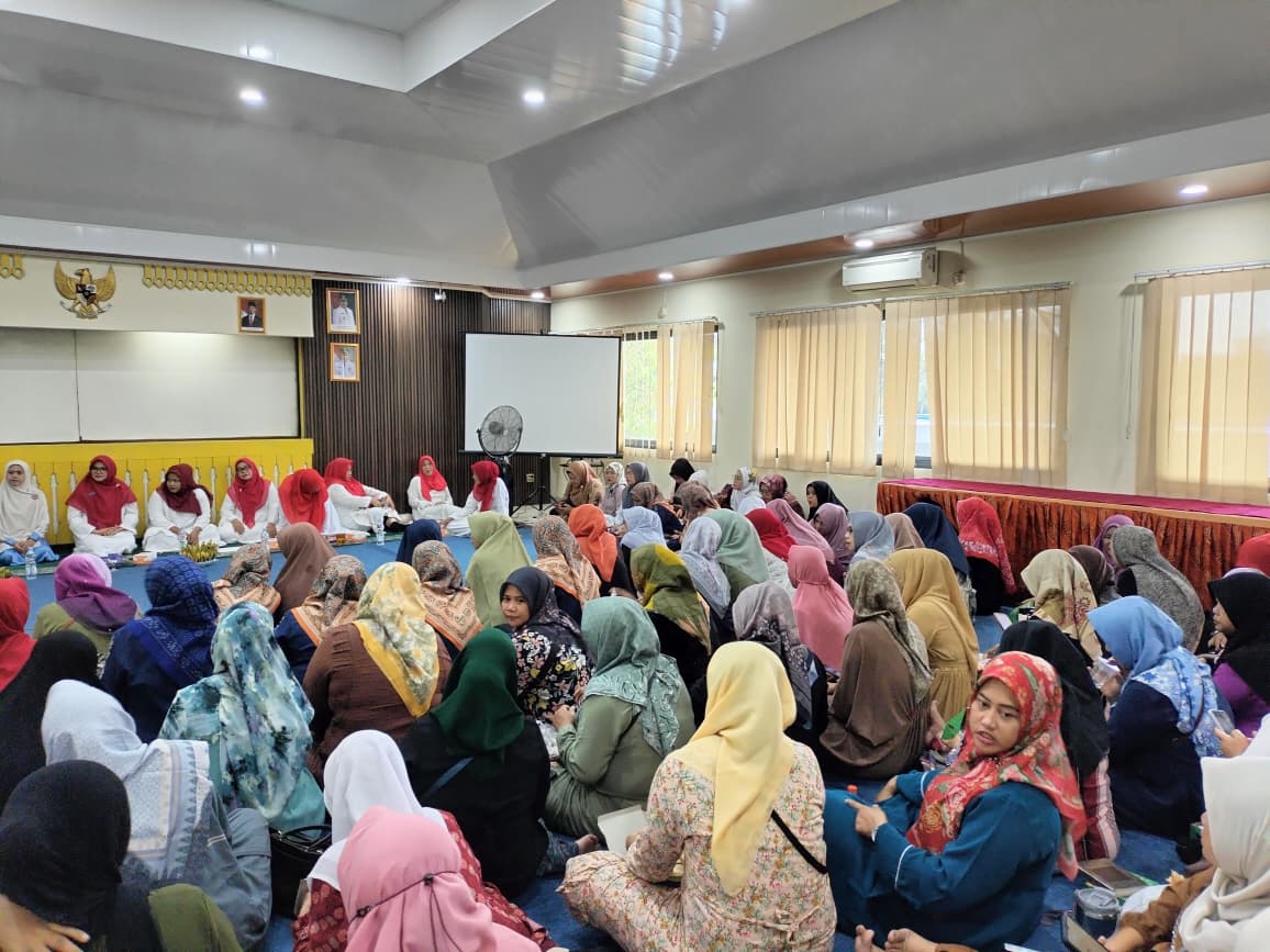 Kegiatan Pengajian Rutin PKK Kelurahan Tanjung Priok 5