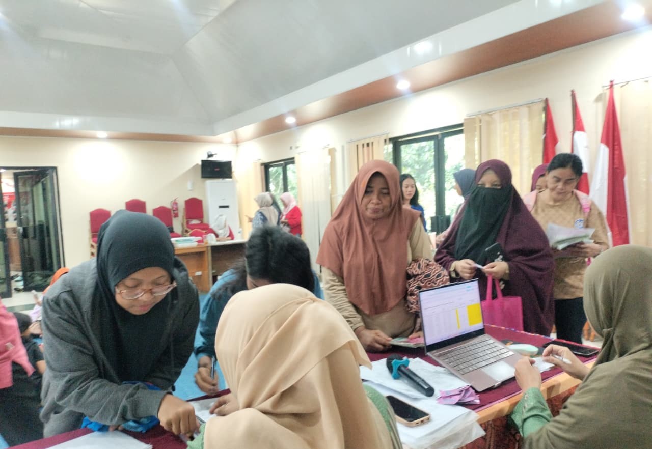 Kegiatan PMT Lokal di Aula Kantor Kelurahan Tanjung Priok 6
