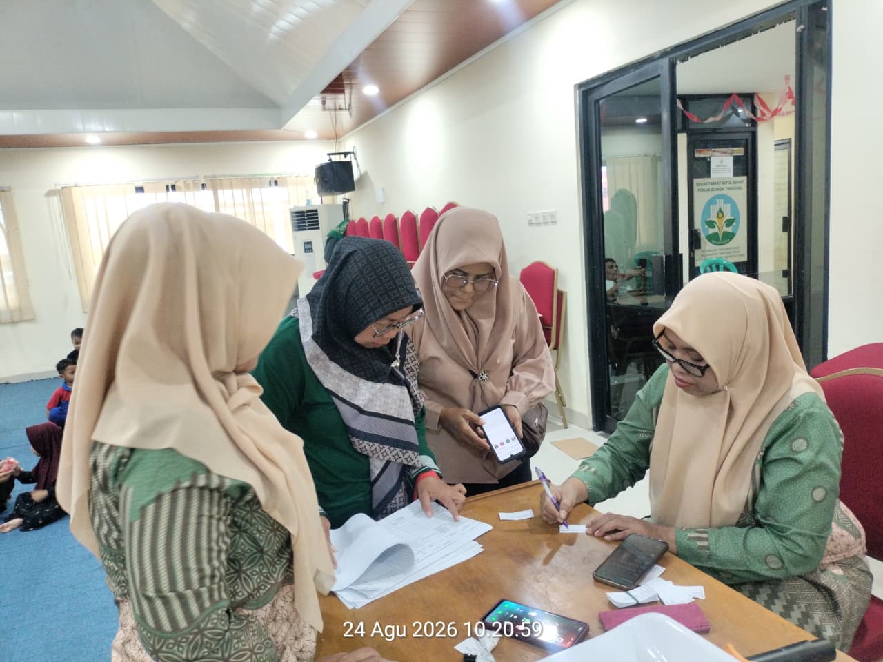 Kegiatan PMT Lokal di Aula Kantor Kelurahan Tanjung Priok 3