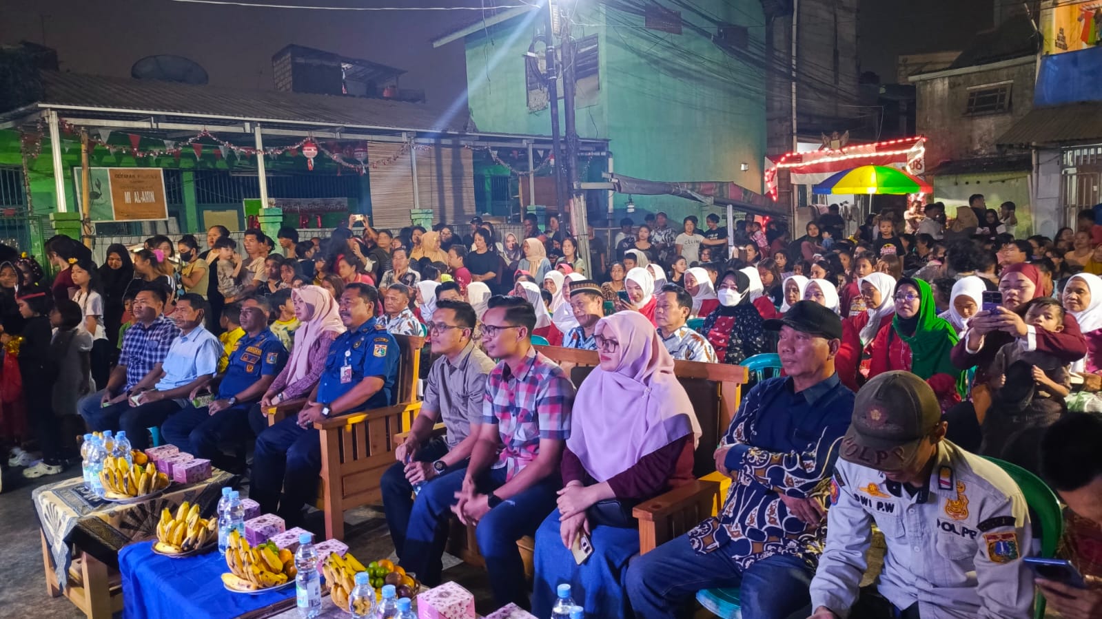 MENGHADIRI GEBYAR PENTAS SENI DAN BUDAYA KREASI RW 012 KELURAHAN TANJUNG PRIOK 3