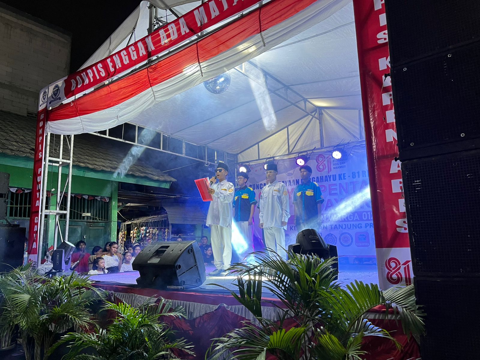 MENGHADIRI GEBYAR PENTAS SENI DAN BUDAYA KREASI RW 012 KELURAHAN TANJUNG PRIOK 1