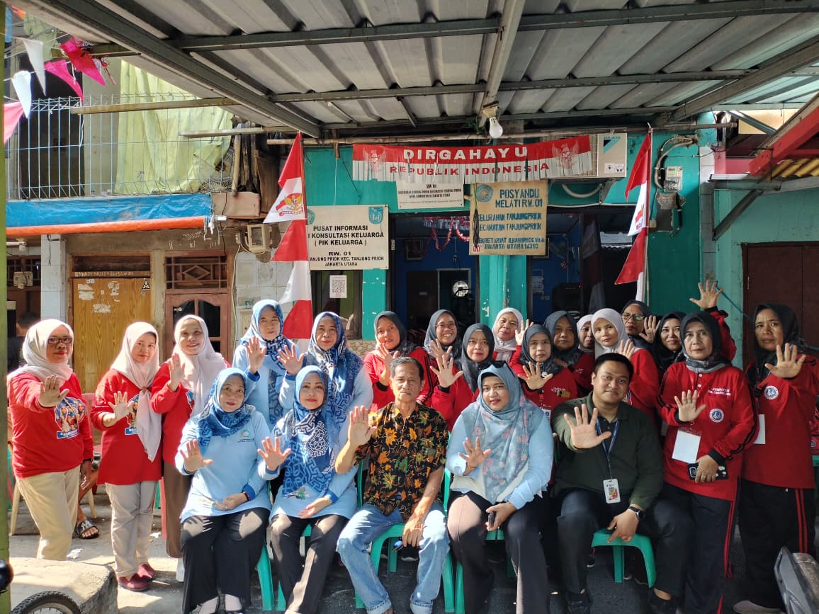 Kegiatan Gerakan Pemberantasan Sarang Nyamuk (Grebek PSN) di RW.01 Kelurahan Tanjung Priok 1