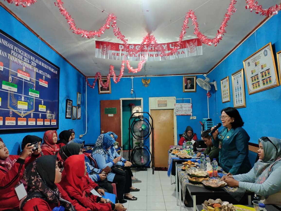 Kegiatan Gerakan Pemberantasan Sarang Nyamuk (Grebek PSN) di RW.01 Kelurahan Tanjung Priok 4