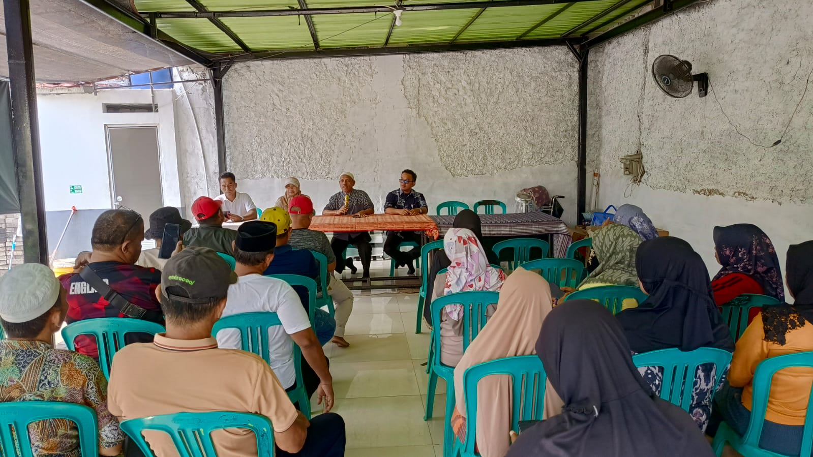 Kegiatan Monitoring dan Pendampingan Program Kampung Redam di Balai Warga/sekretariat Wilayah RW. 06, RW. 07, RW. 013 & 015 Kelurahan Tanjung Priok 4