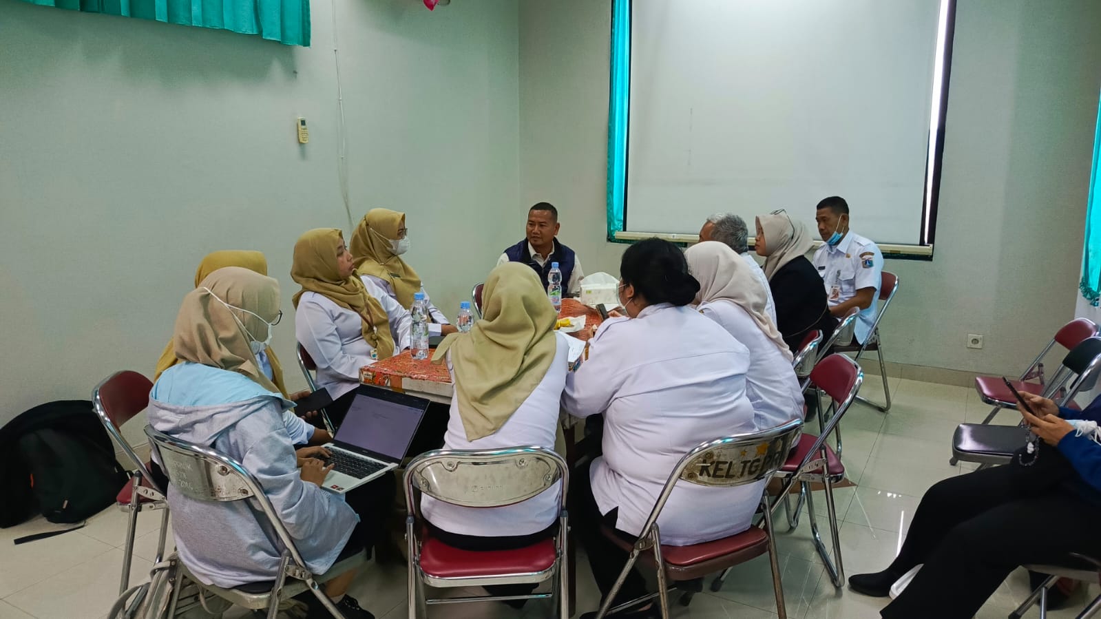 Koordinasi bersama Dinas Kesehatan terkait Kasus Difteri di Wilayah RW. 07 3