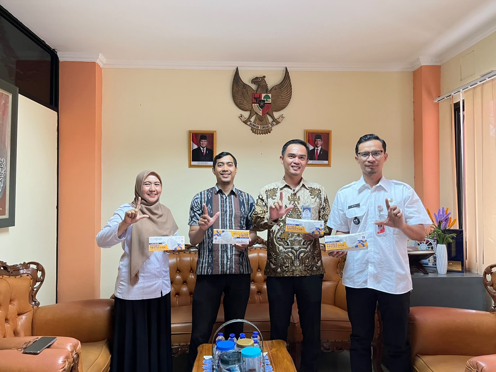 Penerimaan Bantuan Masker dari Bank Mandiri & Pembagiaan Masker kepada Warga Kelurahan Tanjung Priok 5
