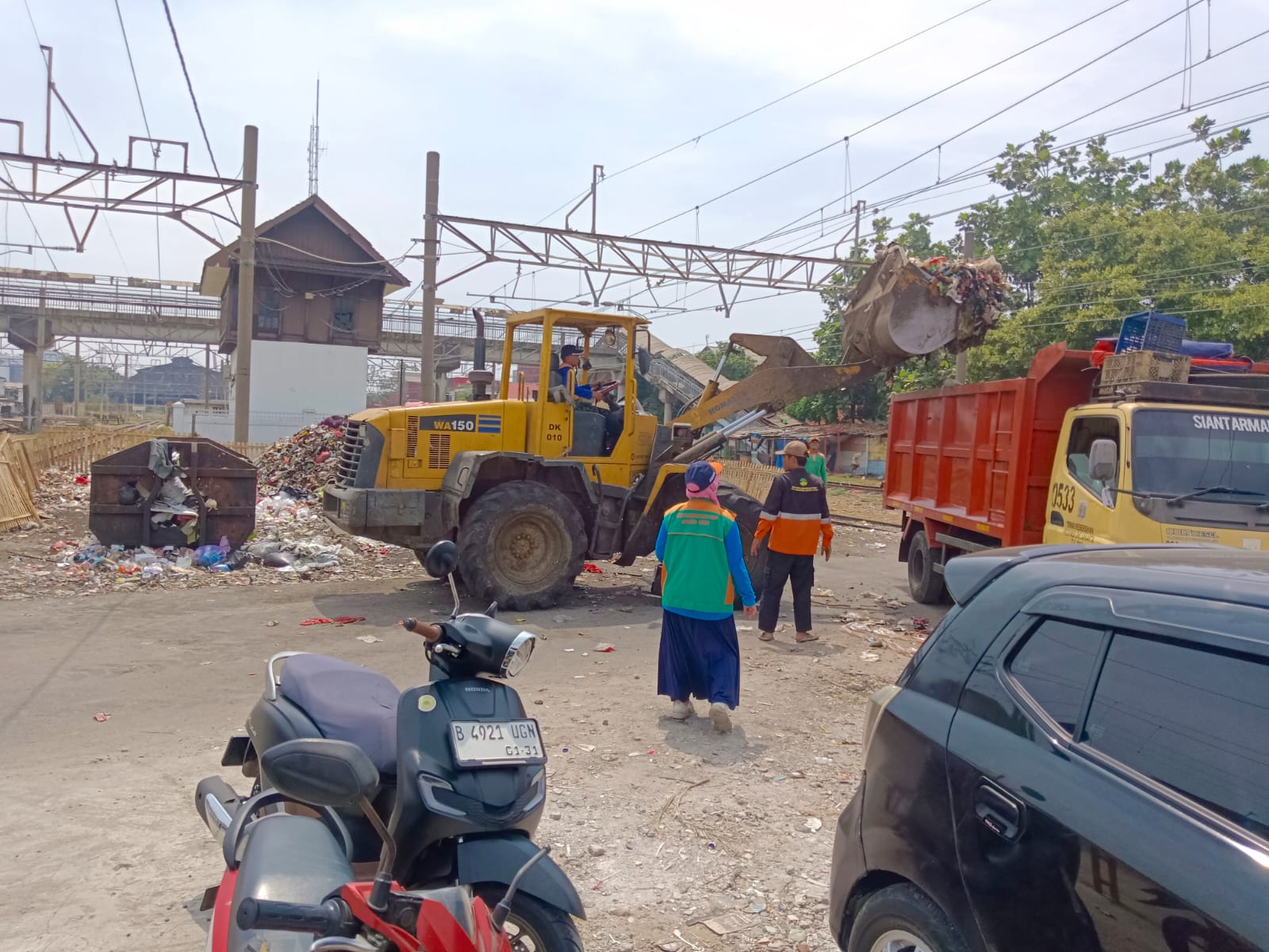 Monitoring Kerja Bakti & Pengakutan Sampah di LPS RW.012 Kelurahan Tanjung Priok 1