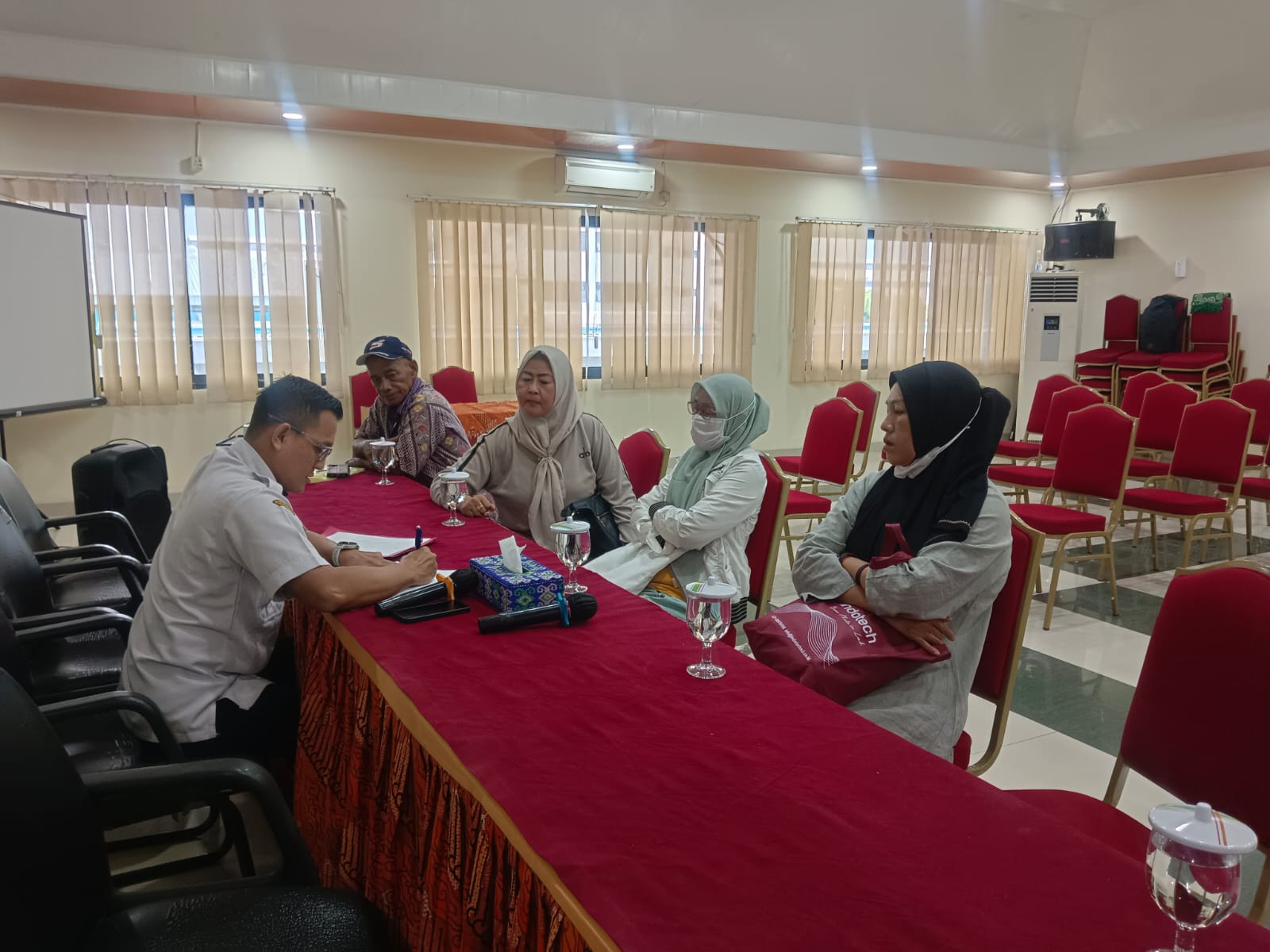 Rapat Tindak Lanjut Sosialisasi Penyelesaian Residu Pendaftaran Tanah Sistematis Lengkap (PTSL) & Klarifikasi ke Balai PTSL Kantor BPN terkait Penyelesaian Residu PTSL 3