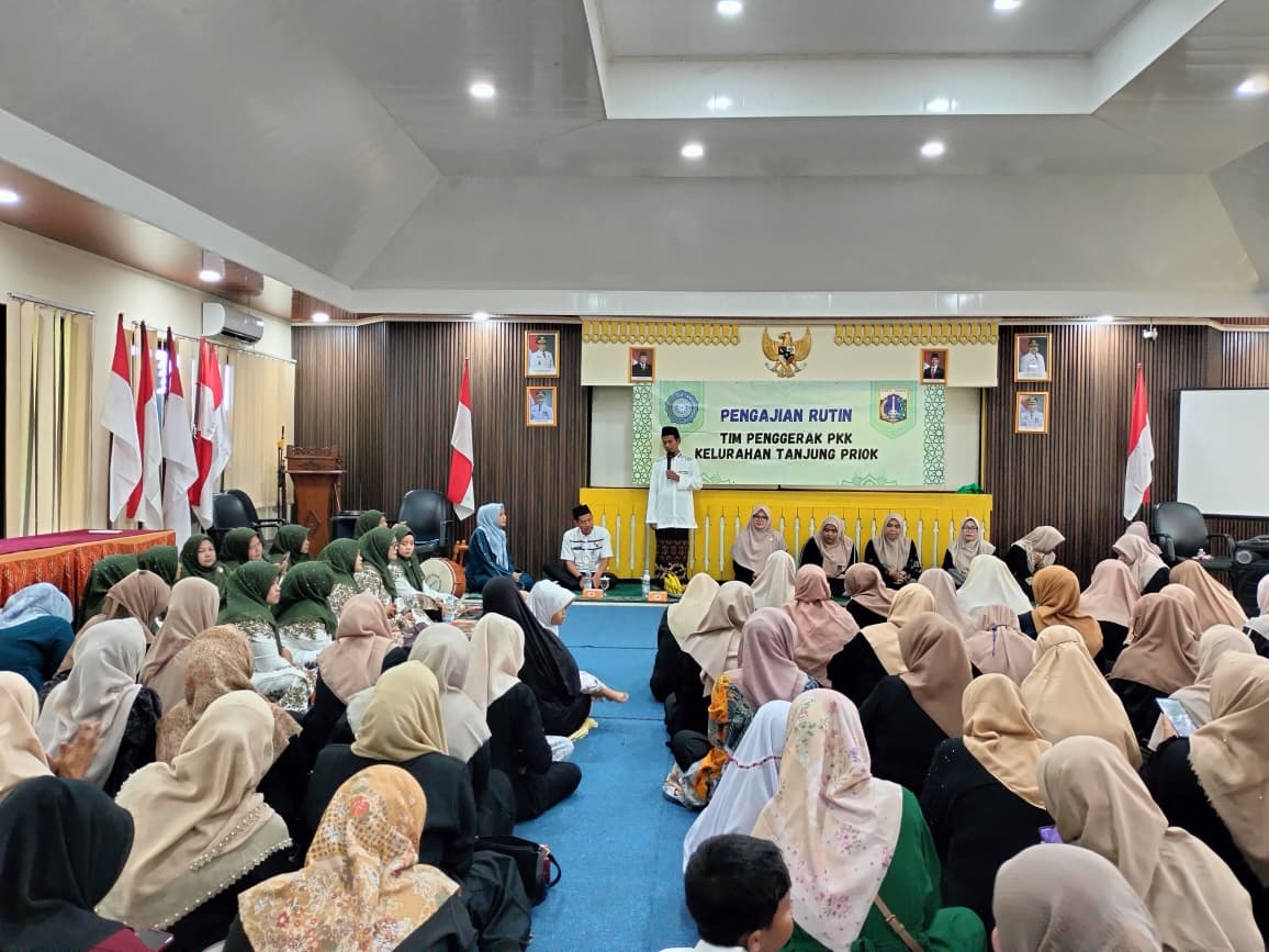Kegiatan Pengajian Rutin PKK Bulan September & Pemberian Santunan anak yatim 1
