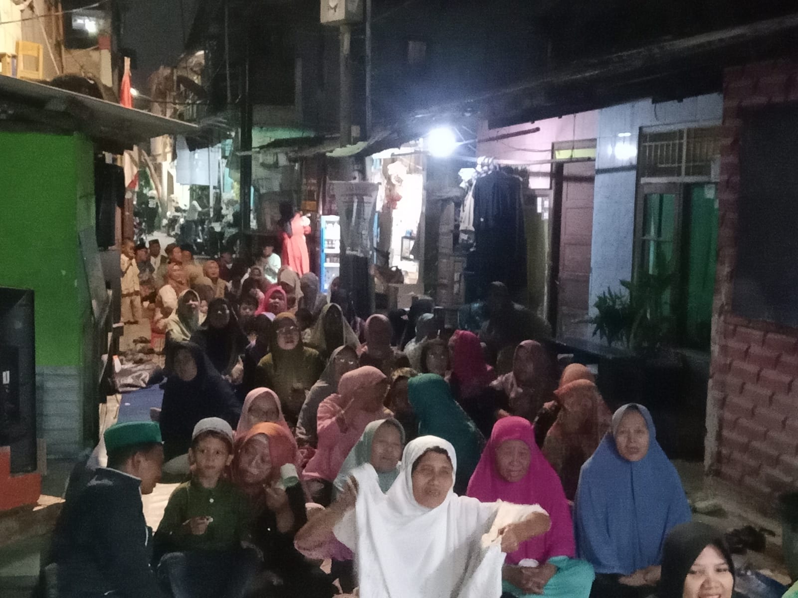 Menghadiri Peringatan Maulid Nabi Muhammad SAW di Wilayah Kelurahan Tanjung Priok 3