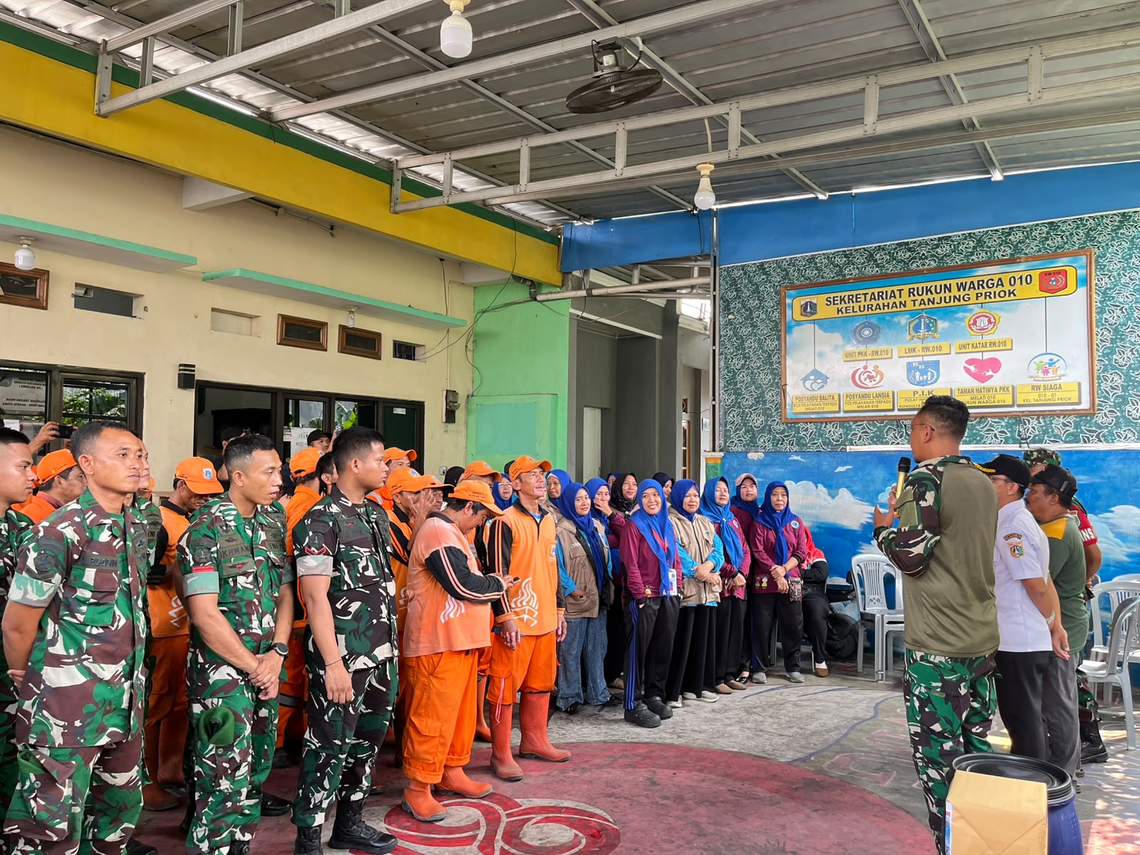Gerakan Peduli Sampah dalam rangka HUT TNI Ke-81 3