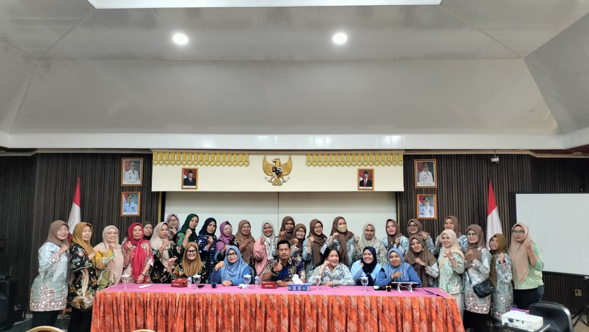 Melaksanakan Kegiatan Rapat Koordinasi Dasawisma Kelurahan Tanjung Priok 3