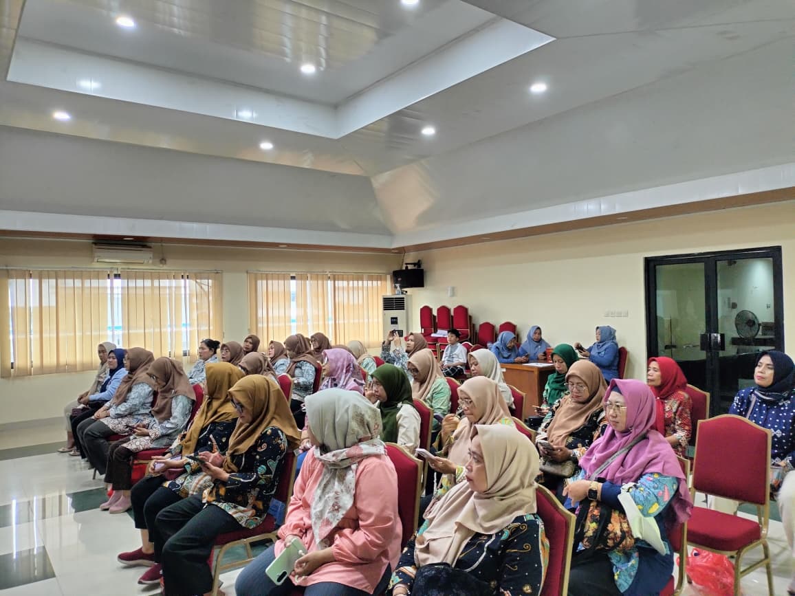 Melaksanakan Kegiatan Rapat Koordinasi Dasawisma Kelurahan Tanjung Priok 2