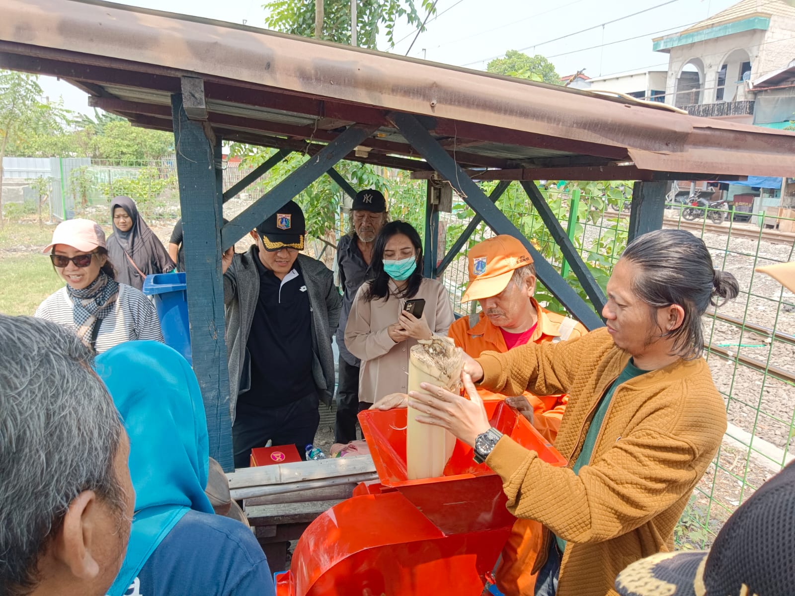 Sosialisasi Urban Farming bersama Universitas Indonesia di RW. 07 Kelurahan Tanjung Priok 1