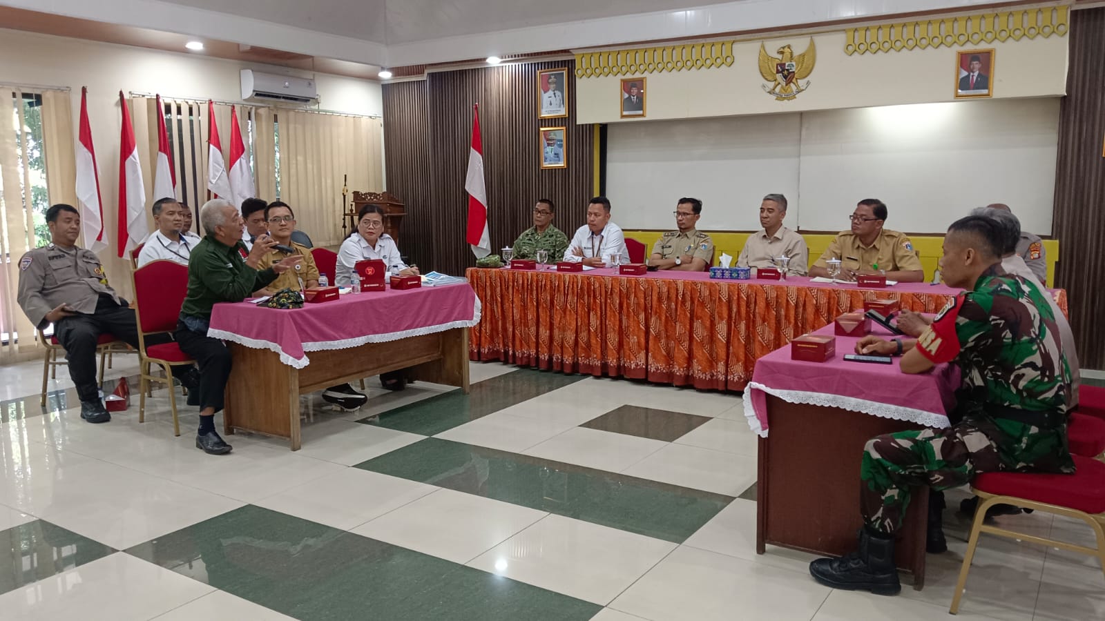 Rapat Koordinasi 3 Pilar, bersama BNN dan Pelindo perihal tindak lanjut Pendirian Posko Kampung Bersinar. 2