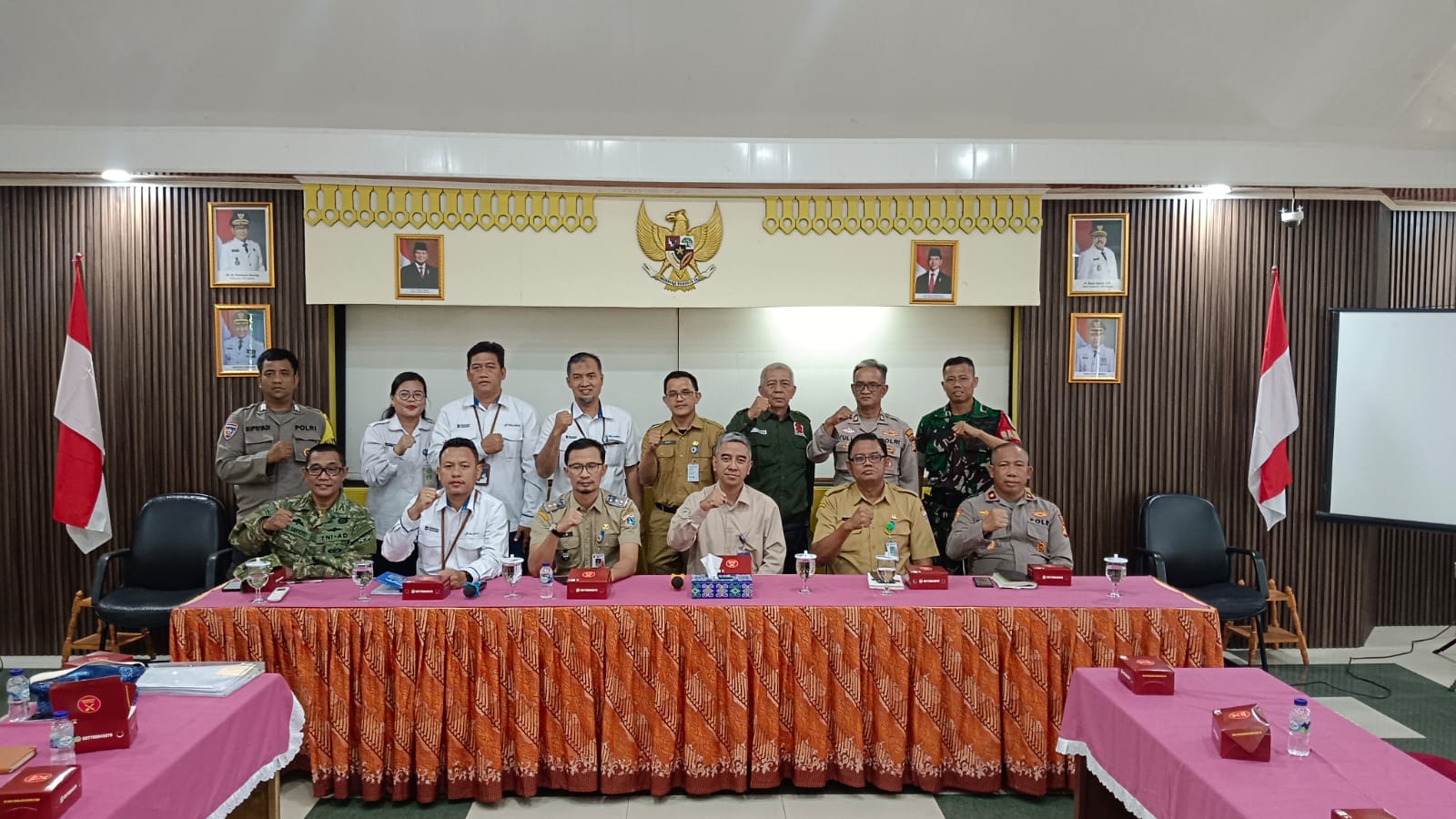 Rapat Koordinasi 3 Pilar, bersama BNN dan Pelindo perihal tindak lanjut Pendirian Posko Kampung Bersinar. 4