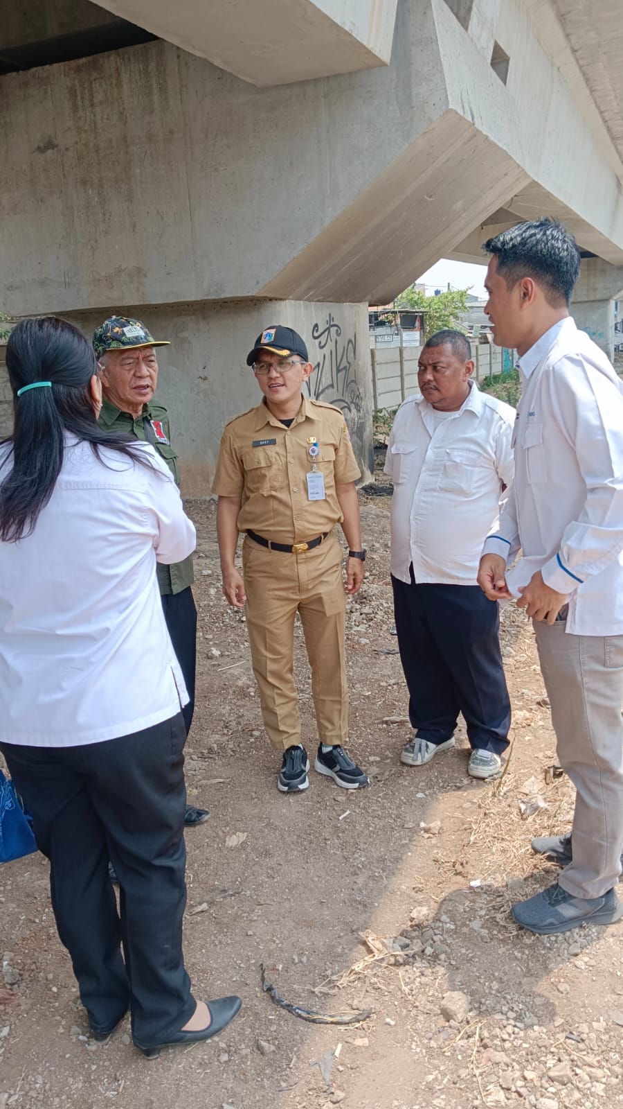 Pengecekan Lokasi Pendirian Posko Kampung Bersinar di Jl. Samudera Raya RW. 014 Kelurahan Tanjung Priok 2