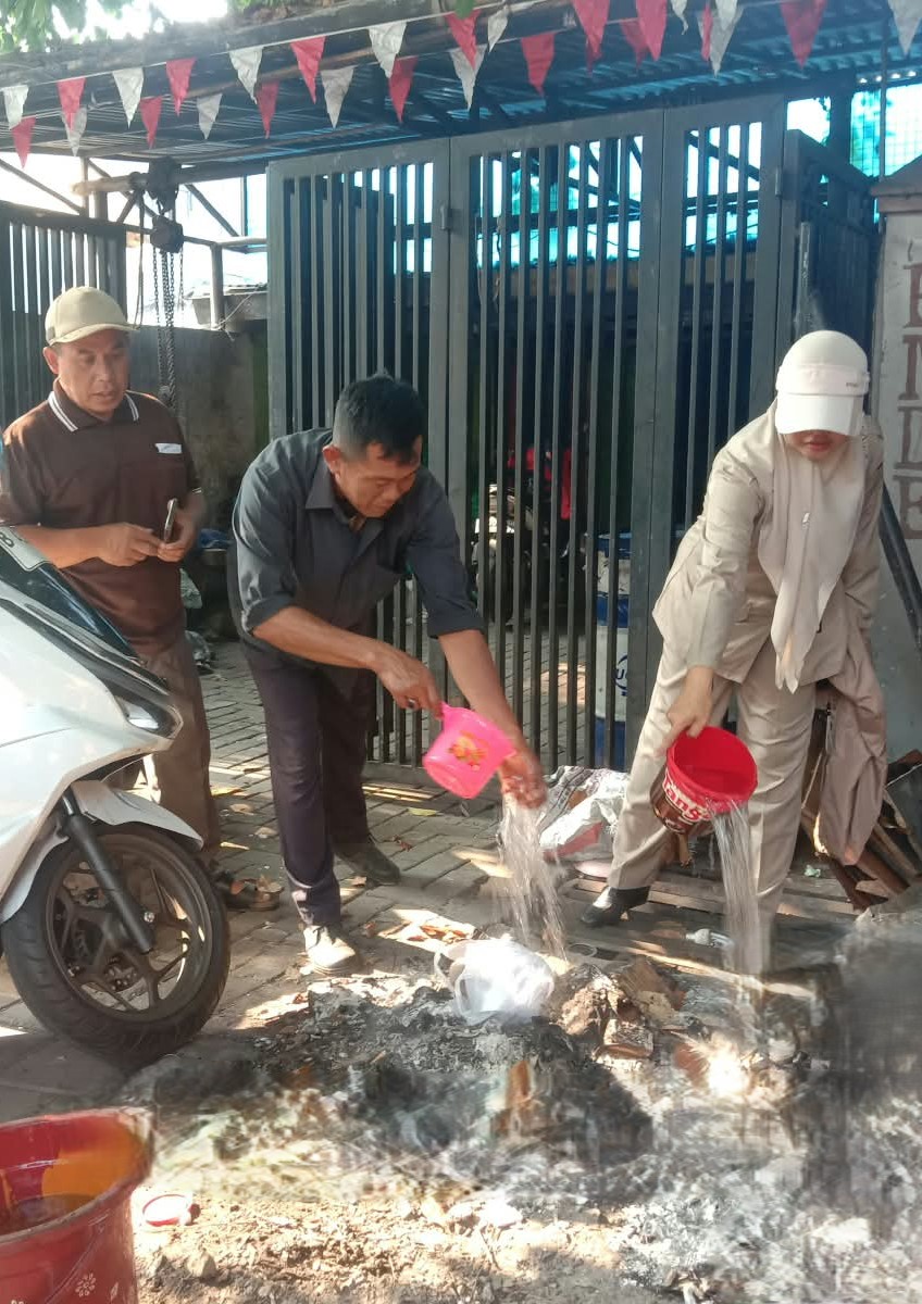 Tindak Lanjut Laporan CRM terkait Pembakaran Sampah di Wilayah RW. 016 Kelurahan Tanjung Priok 5