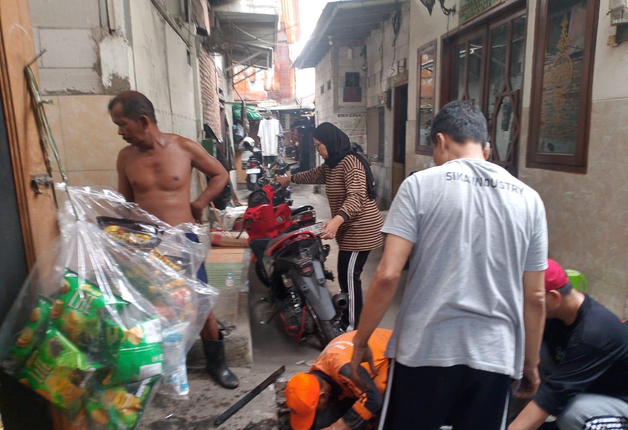 Kegiatan Kerja Bakti di Wilayah RW.016 Kelurahan Tanjung Priok 1