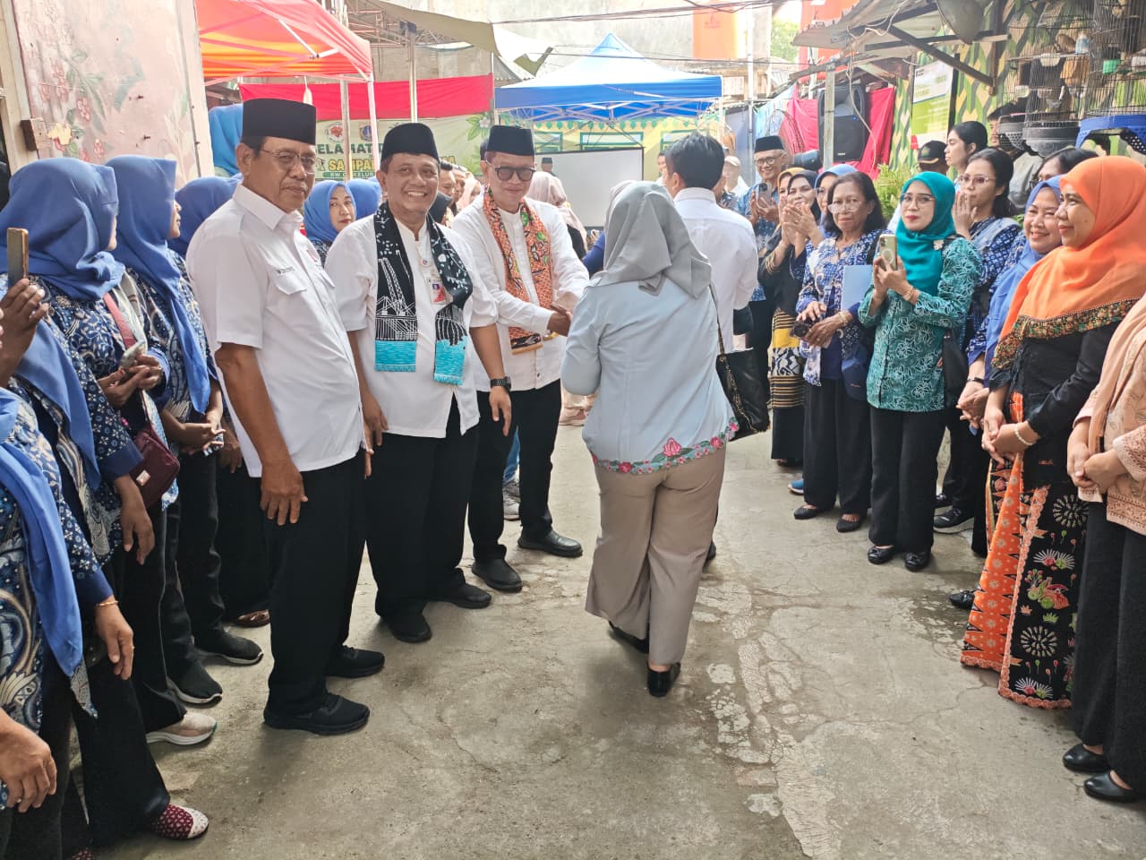 Tim Verifikasi ProKlim Tingkat Nasional Laksanakan Penilaian di Bank Sampah Aglaonema RW 06 Kelurahan Lagoa 1